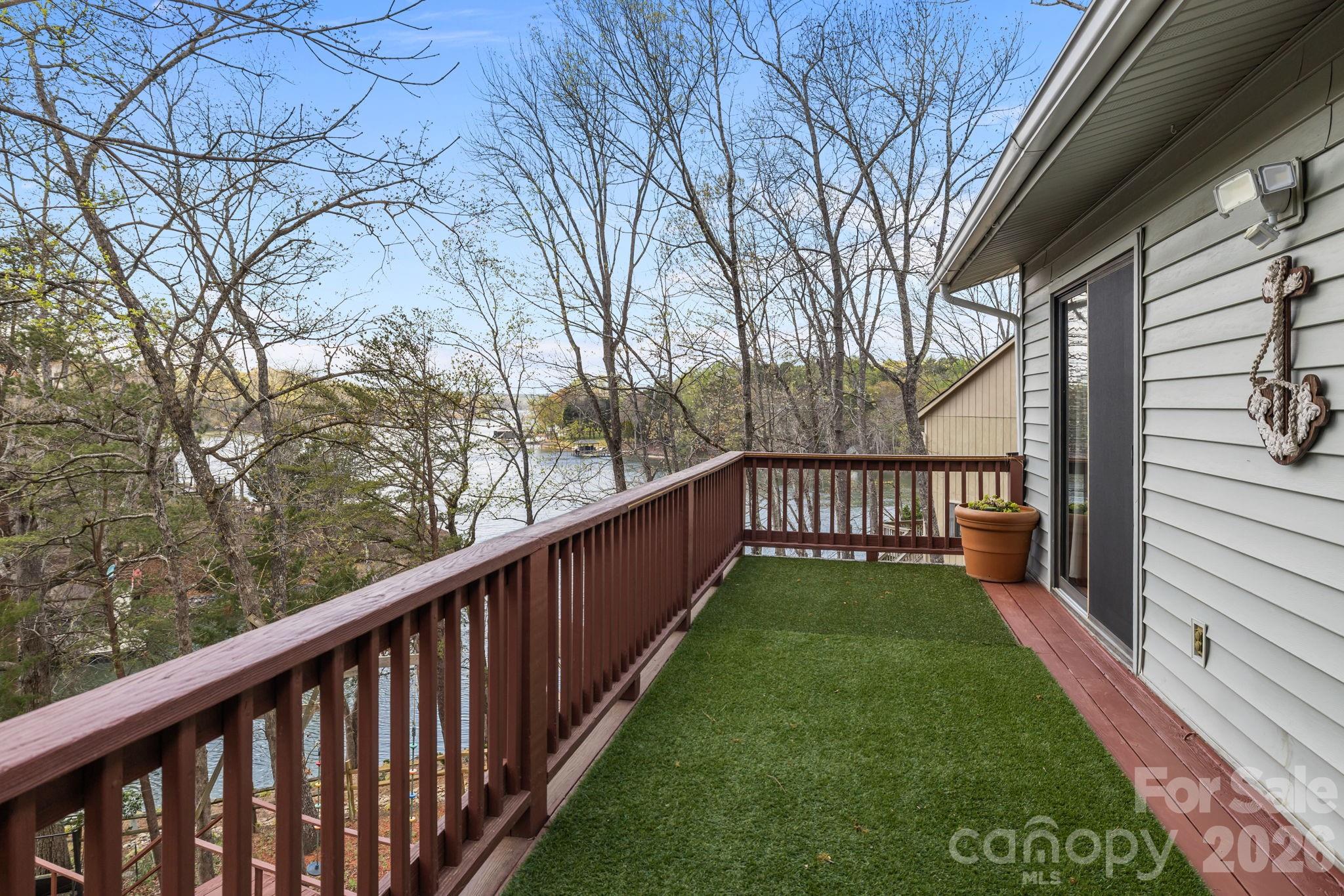 9067 Tulagi Court — Fort Mill
