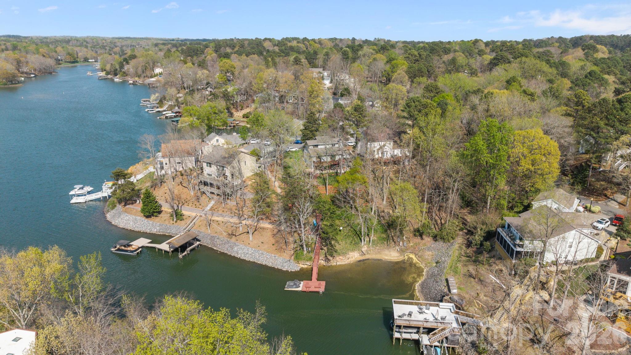 9067 Tulagi Court — Fort Mill