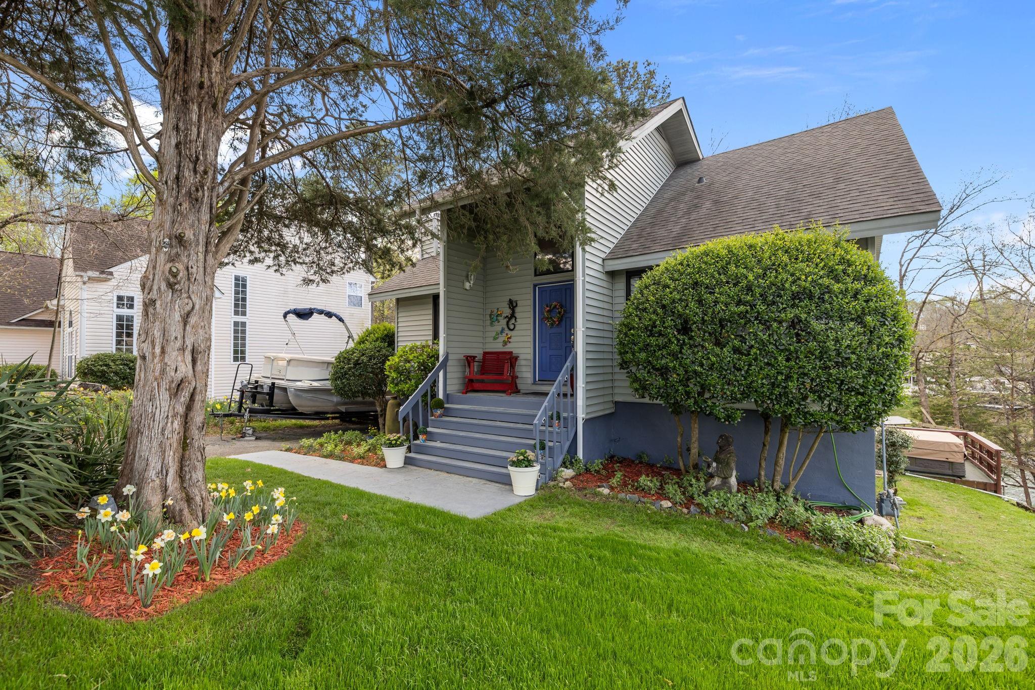 9067 Tulagi Court — Fort Mill