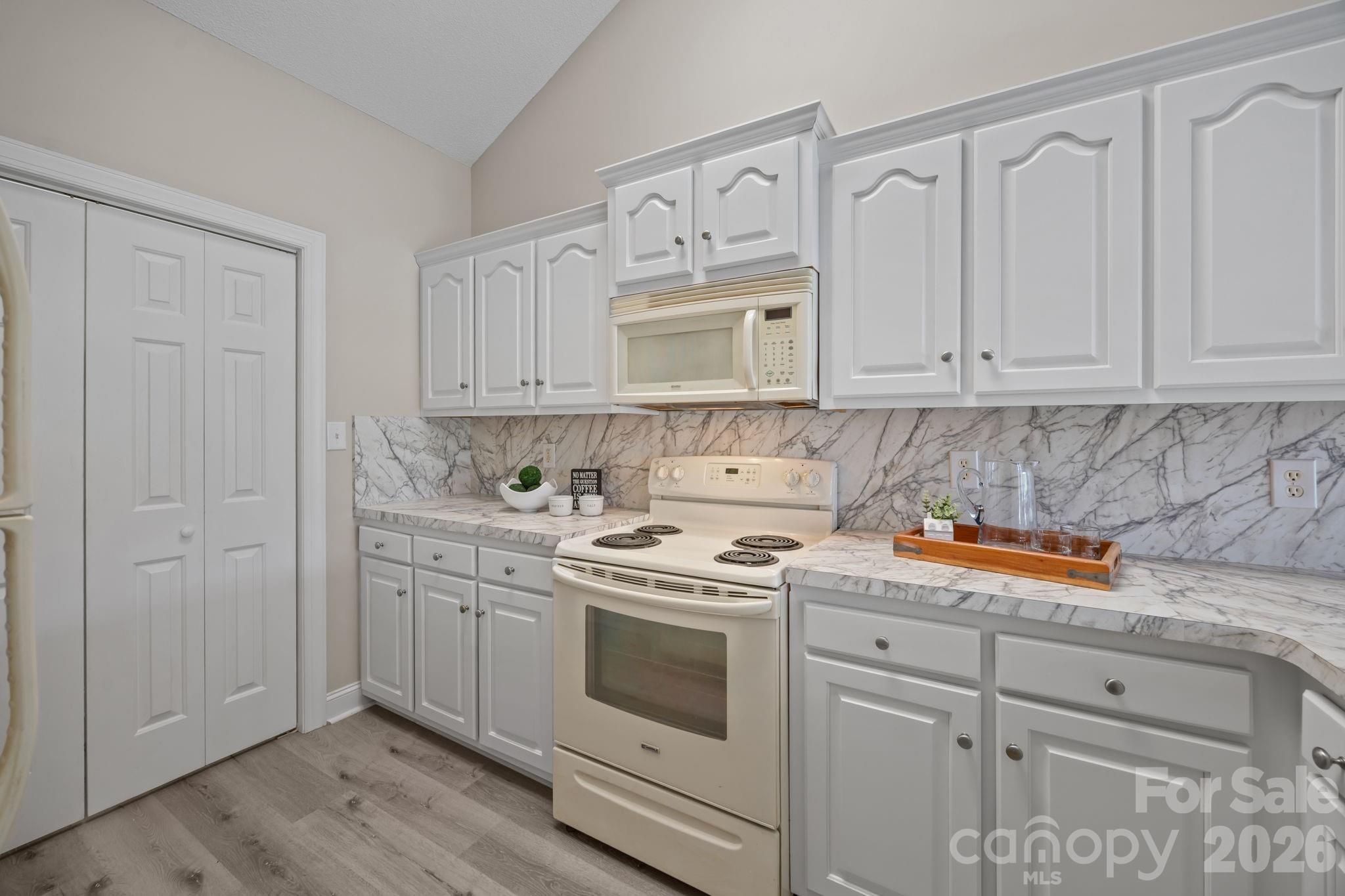 3944 Jasmine Lane — Denver