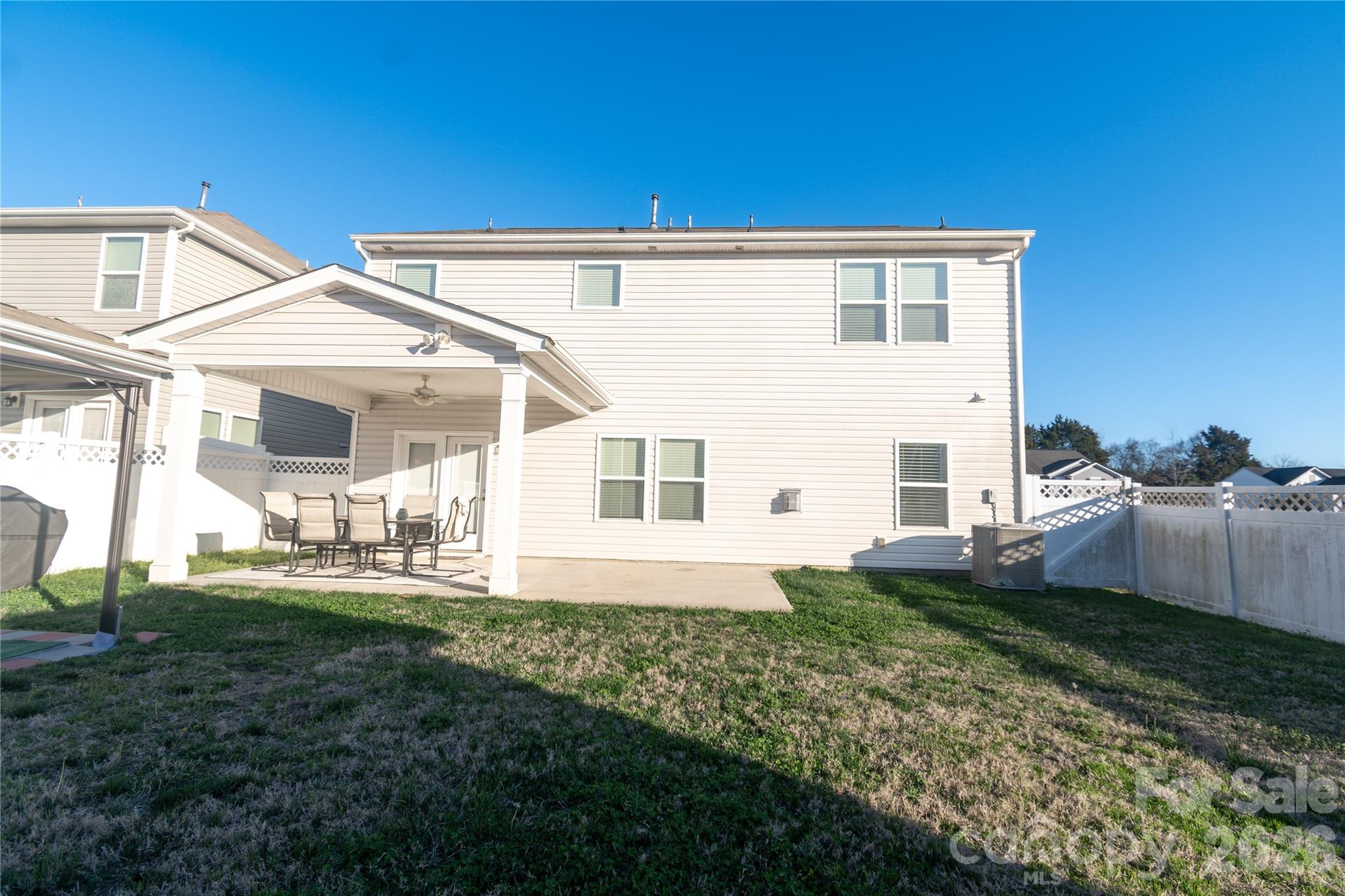 4320 Staffordshire Lane — Charlotte