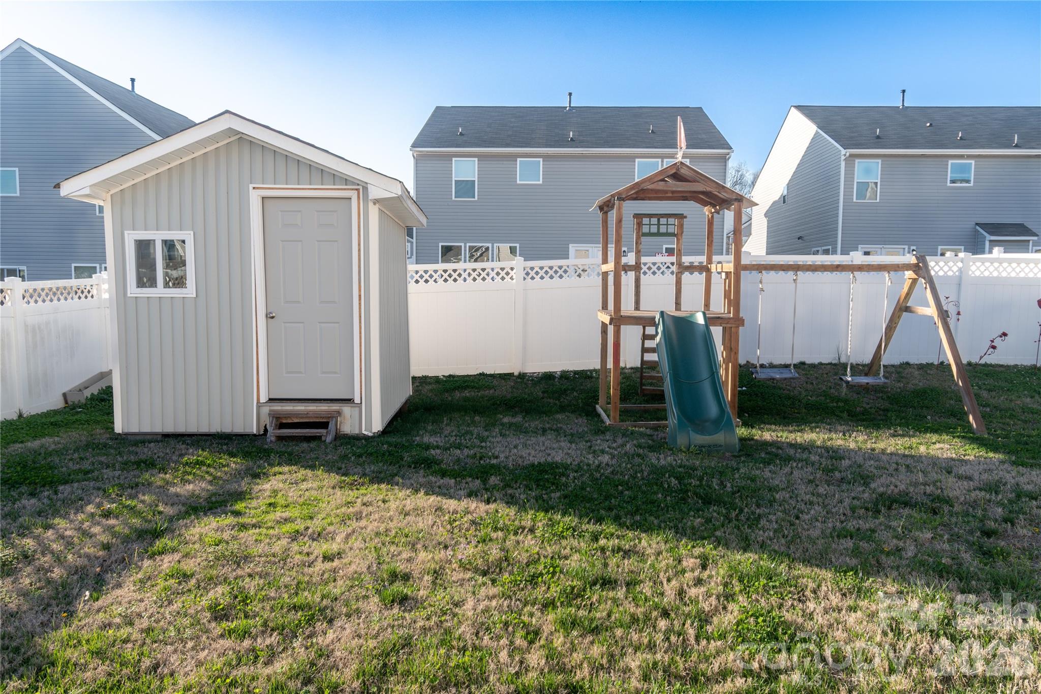 4320 Staffordshire Lane — Charlotte