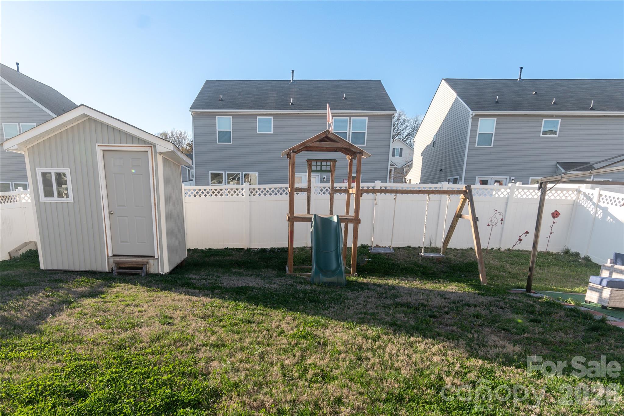 4320 Staffordshire Lane — Charlotte