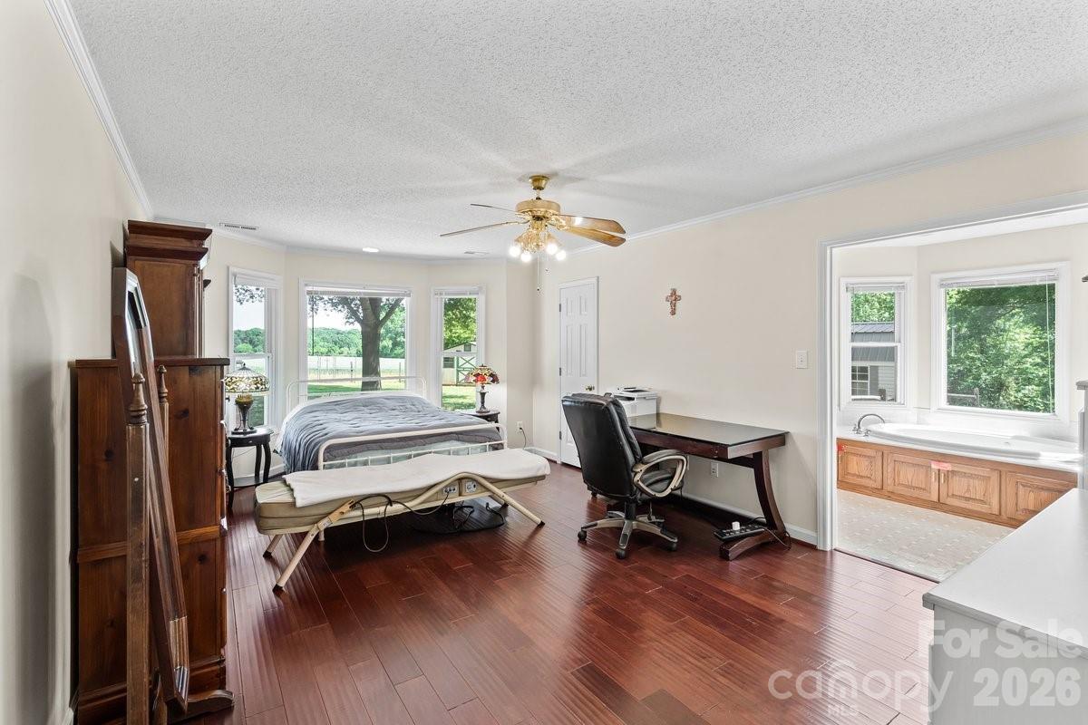 4711 Duncan Road — Monroe