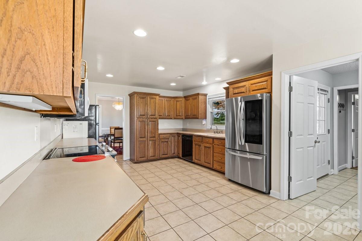 4711 Duncan Road — Monroe