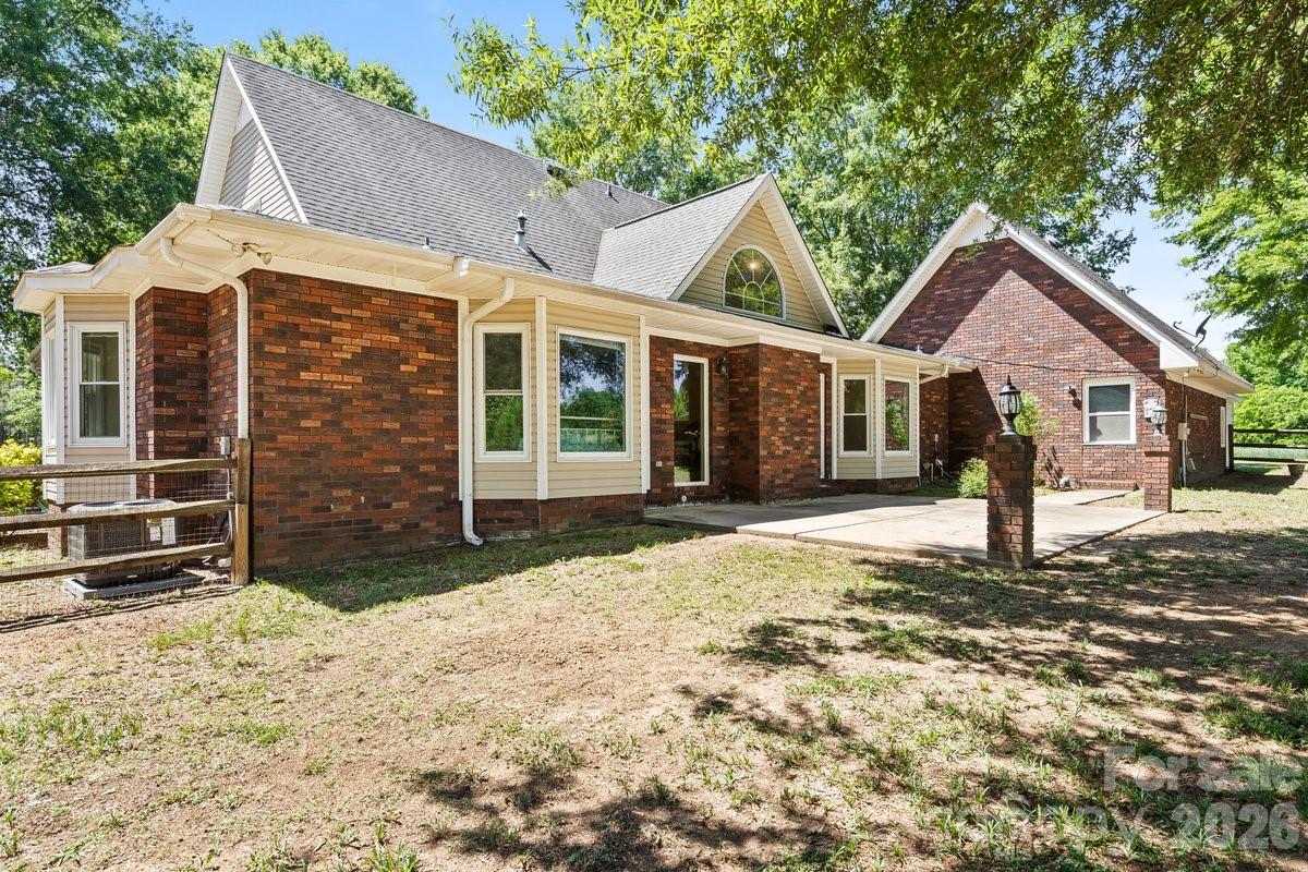 4711 Duncan Road — Monroe