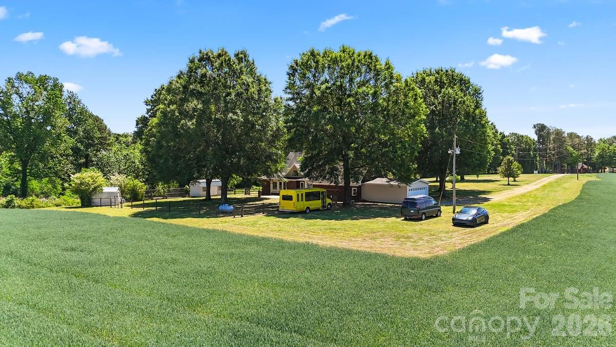 4711 Duncan Road — Monroe