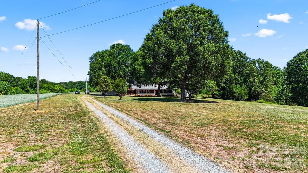 4711 Duncan Road — Monroe