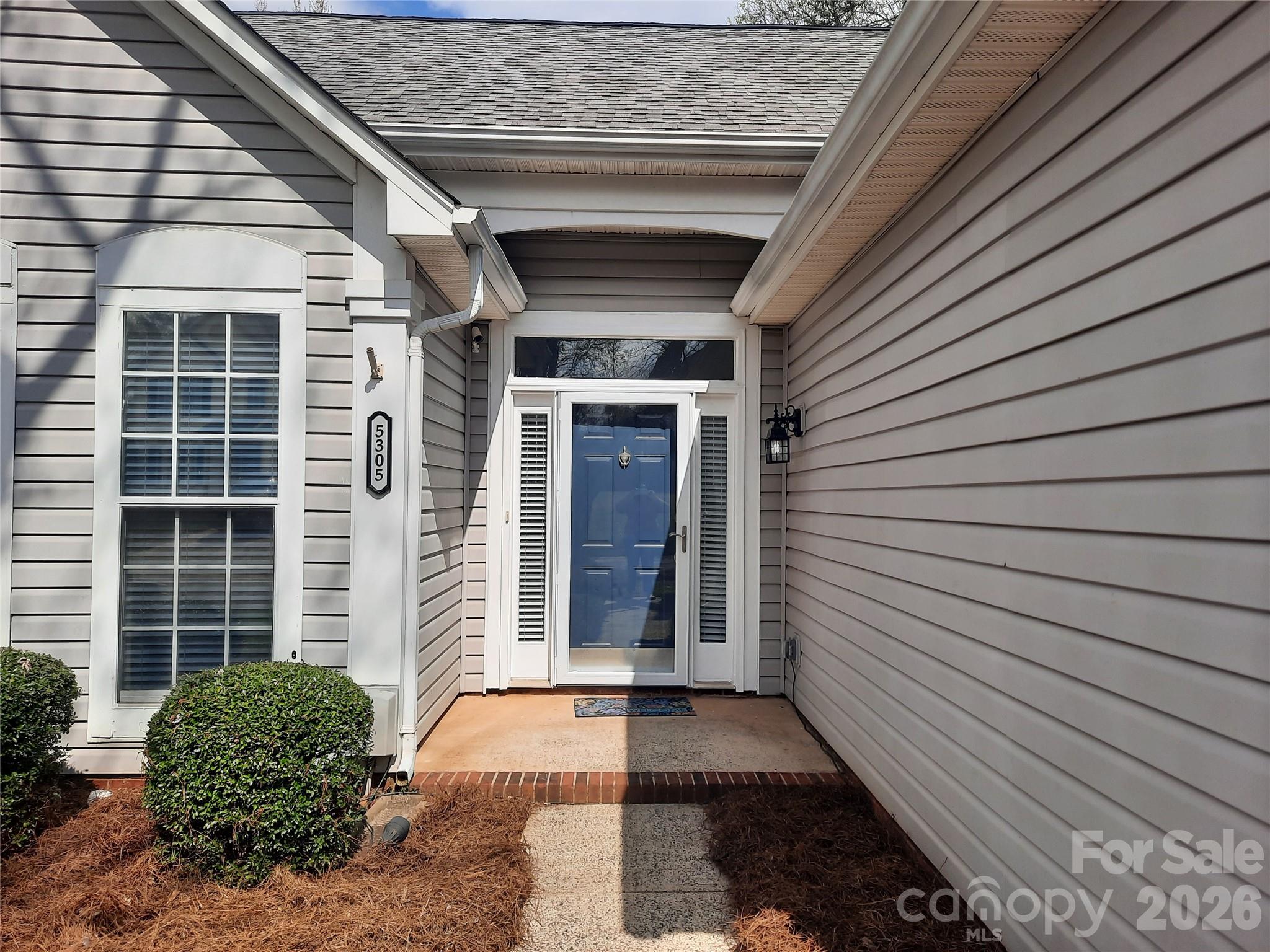 5305 Chinemist Court — Charlotte