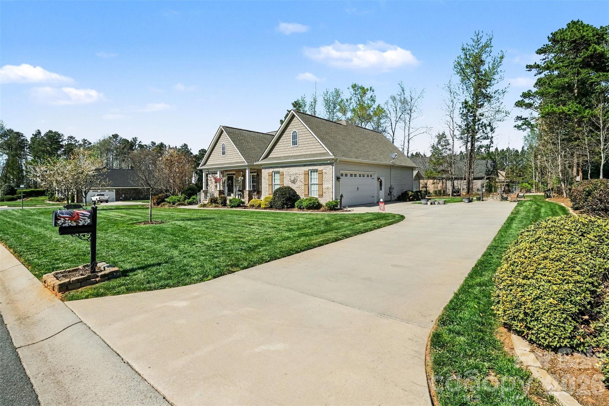 5123 Beckenham Lane — Concord
