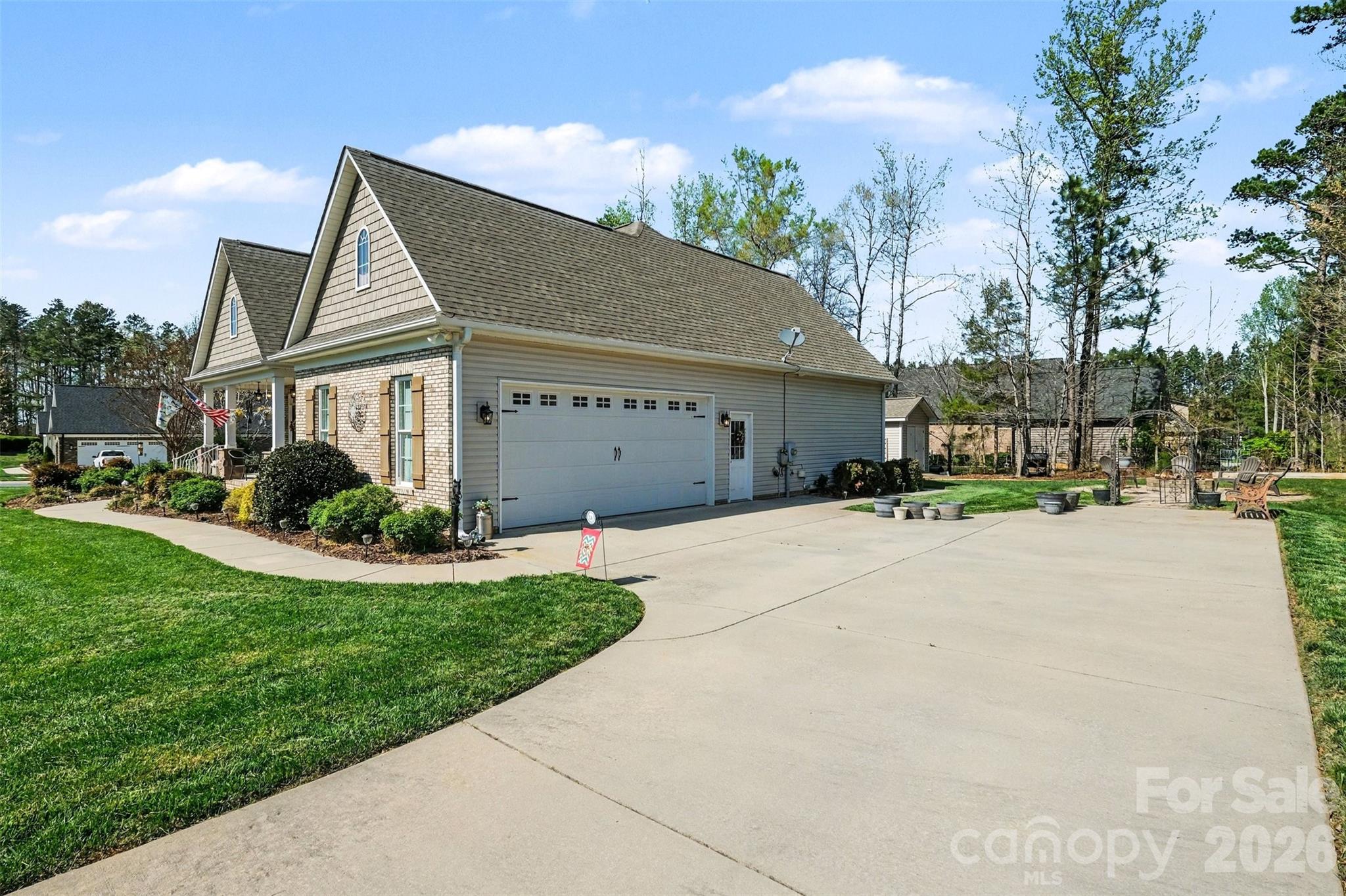 5123 Beckenham Lane — Concord