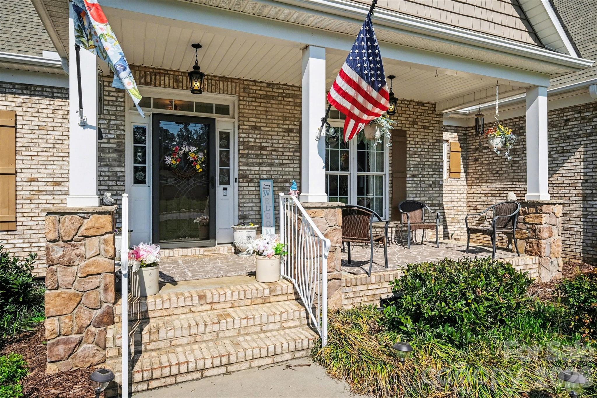 5123 Beckenham Lane — Concord