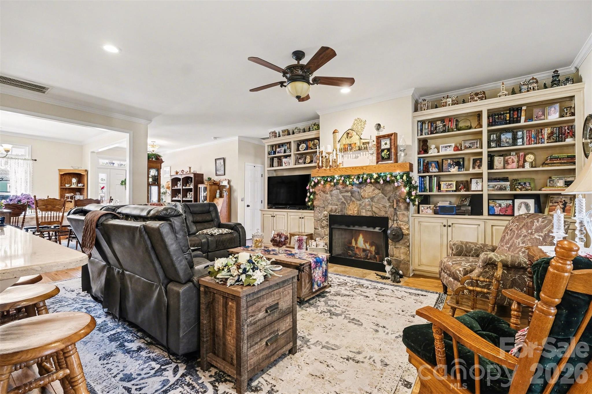 5123 Beckenham Lane — Concord