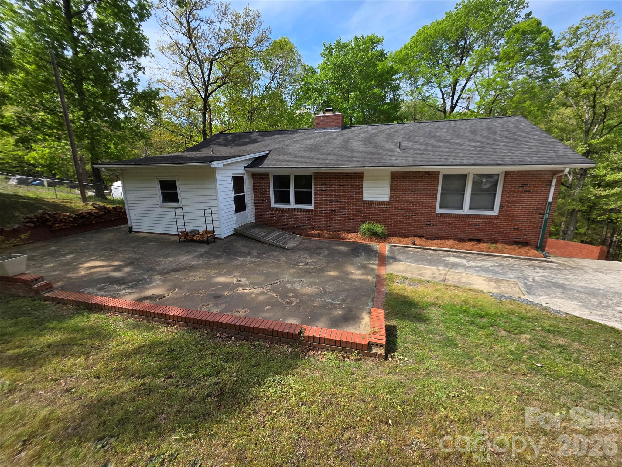 110 Crestwood Drive — Chester