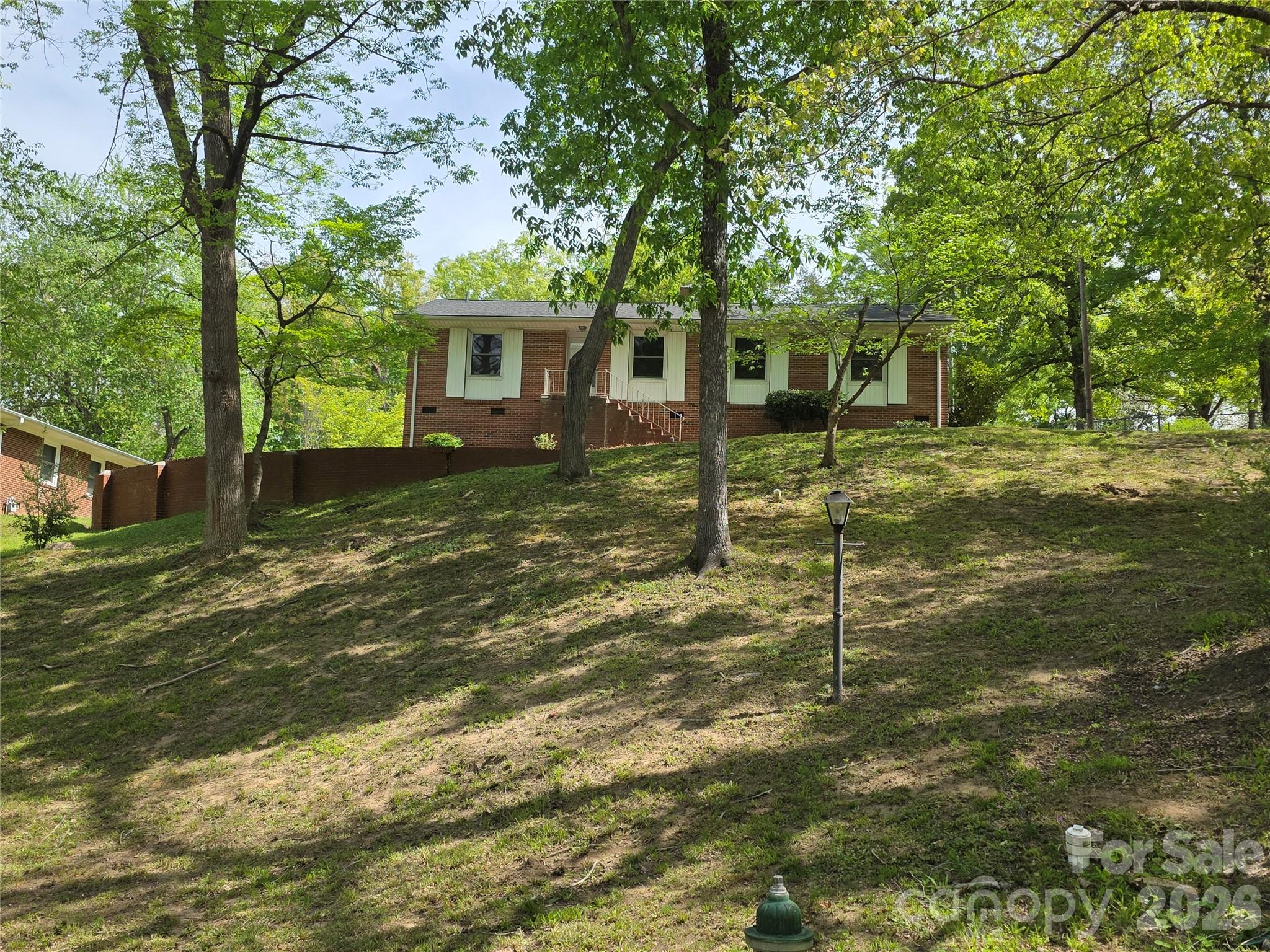 110 Crestwood Drive — Chester