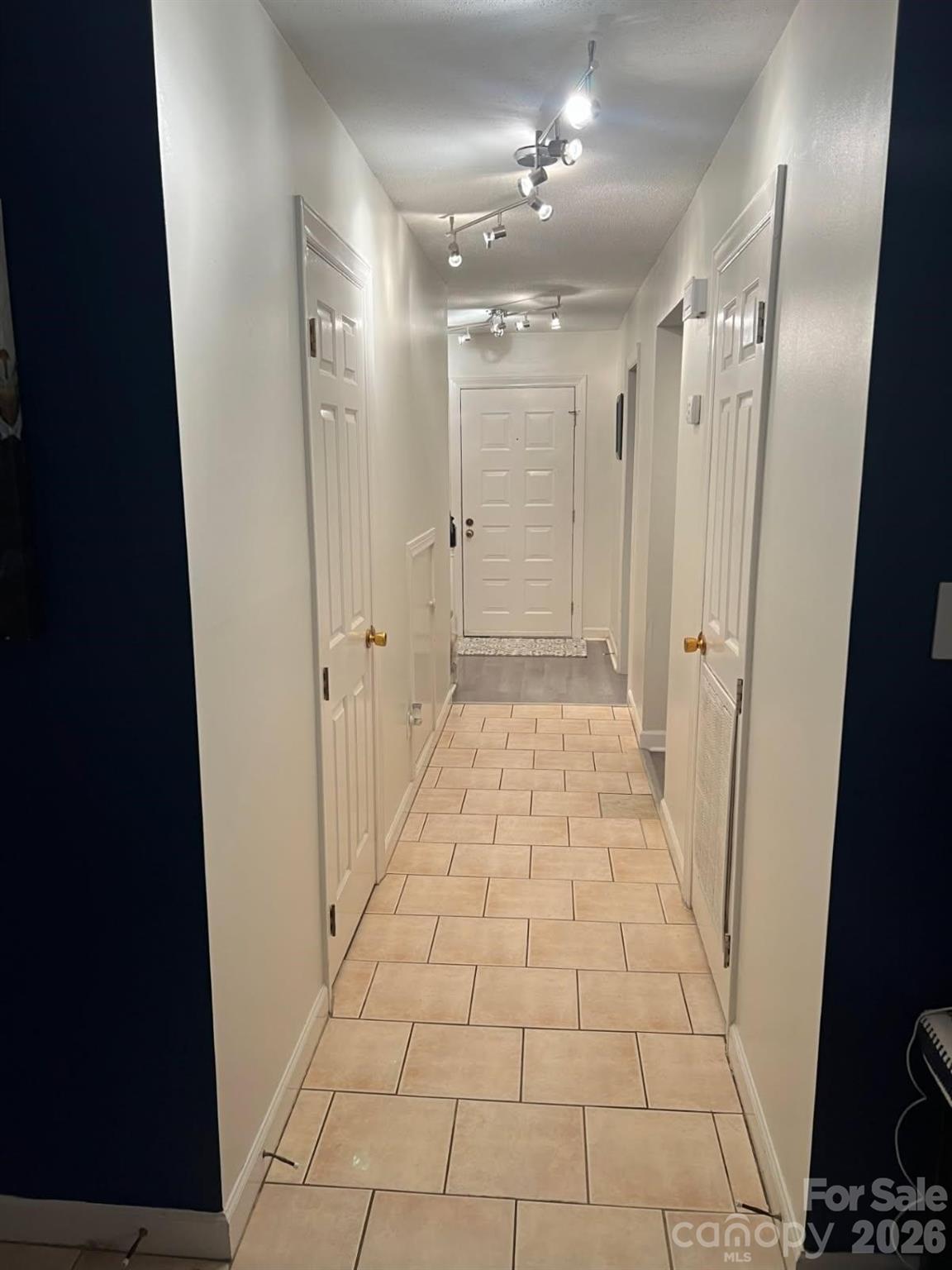 2705 N Center Street #43 — Hickory
