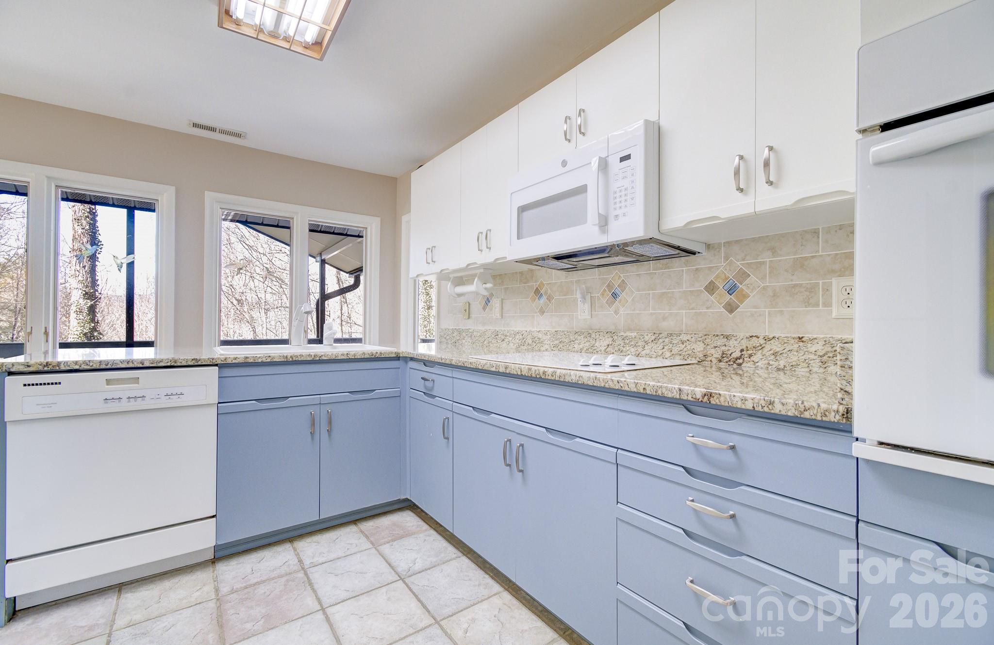 1270 Glen Cannon Drive — Pisgah Forest