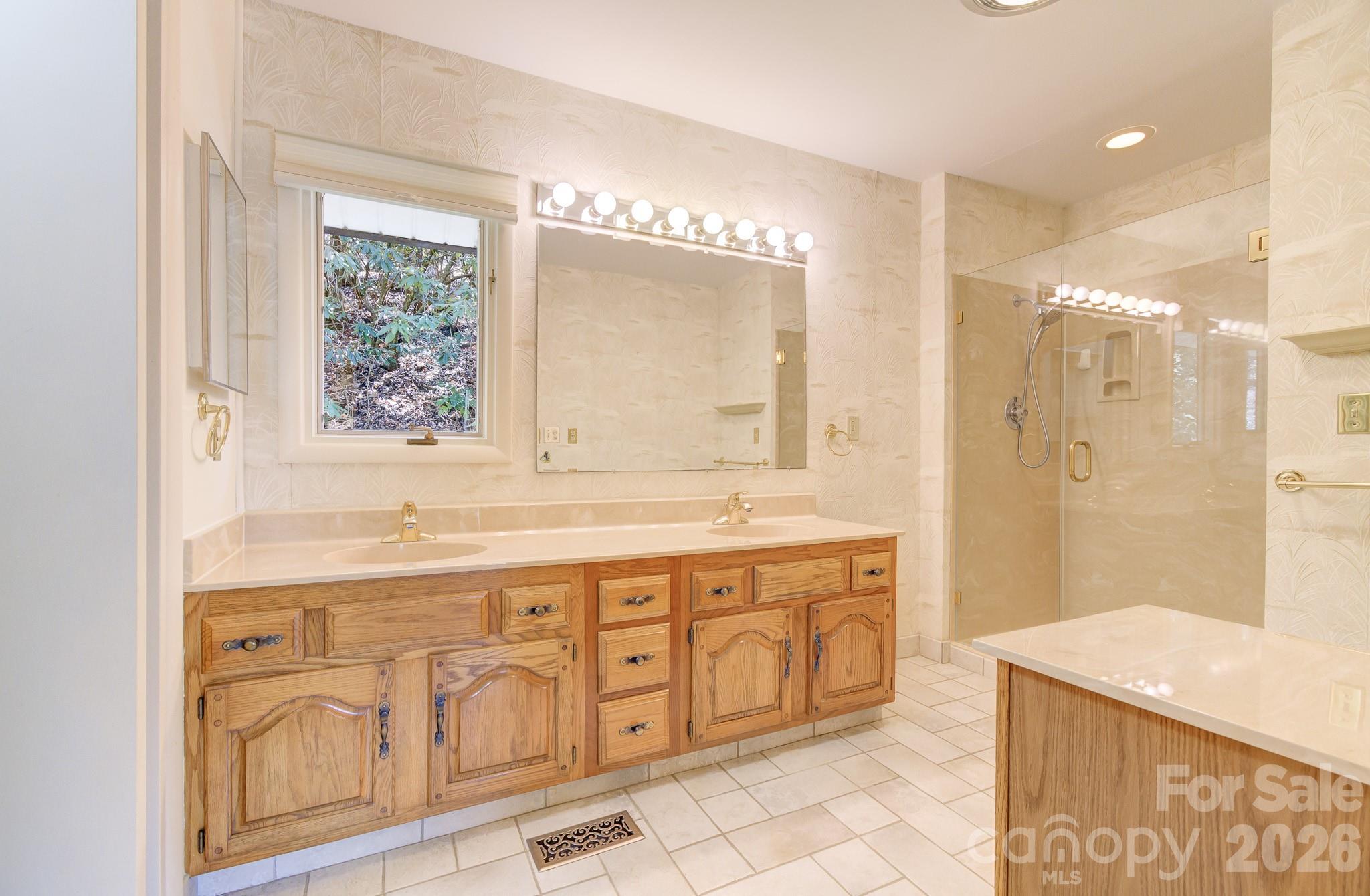1270 Glen Cannon Drive — Pisgah Forest