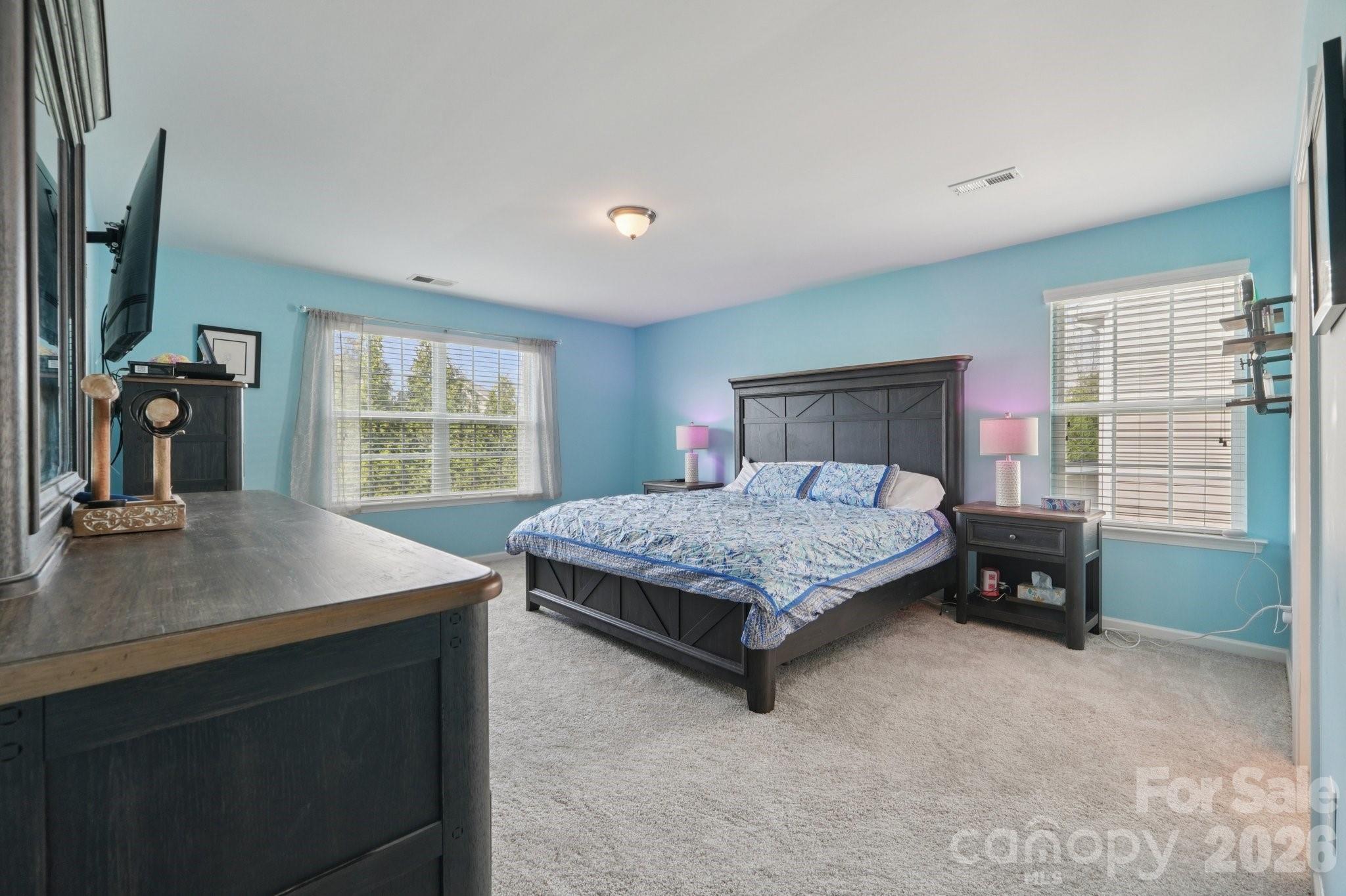 5016 Riverdale Drive — Charlotte