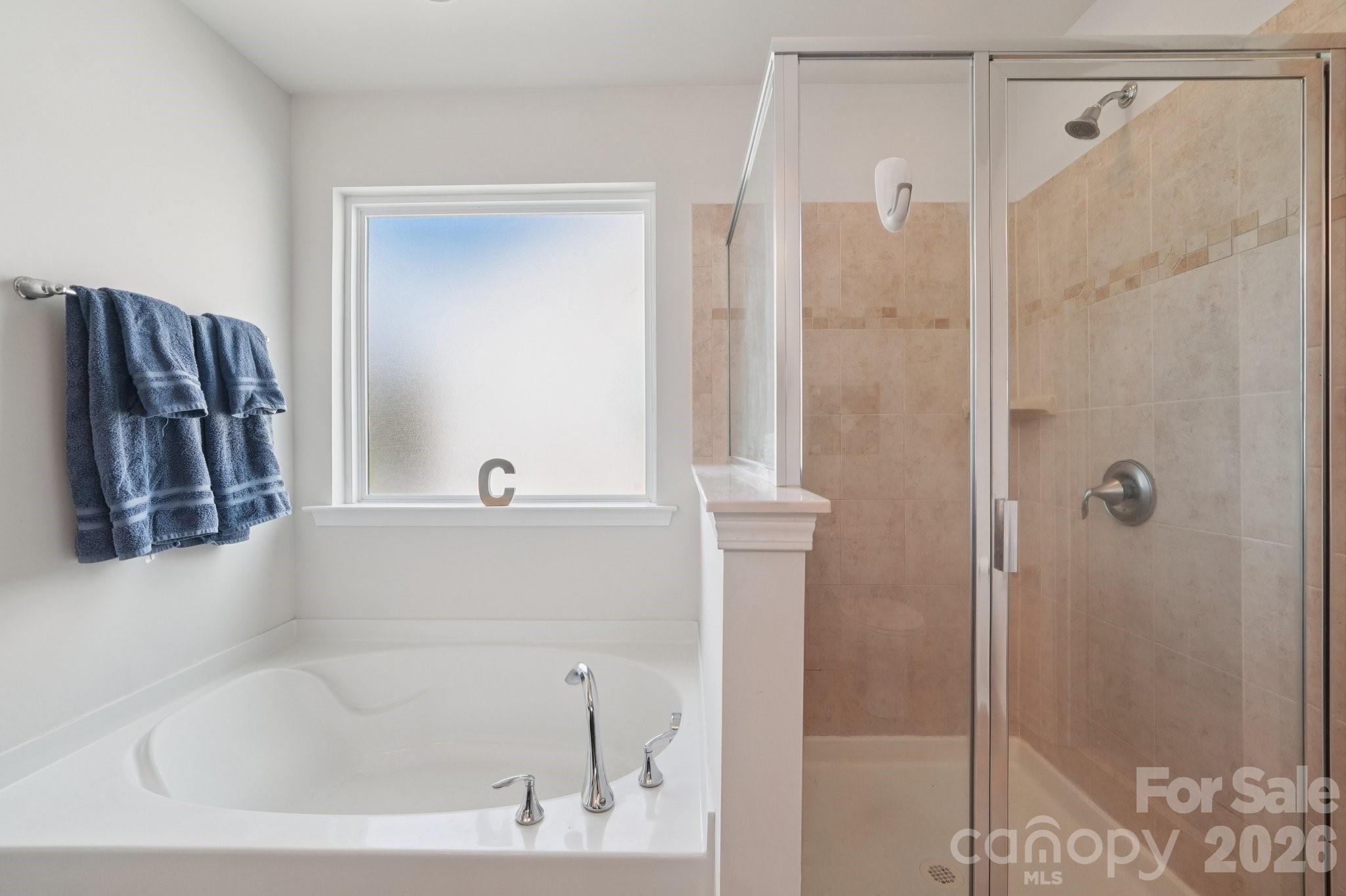 5016 Riverdale Drive — Charlotte