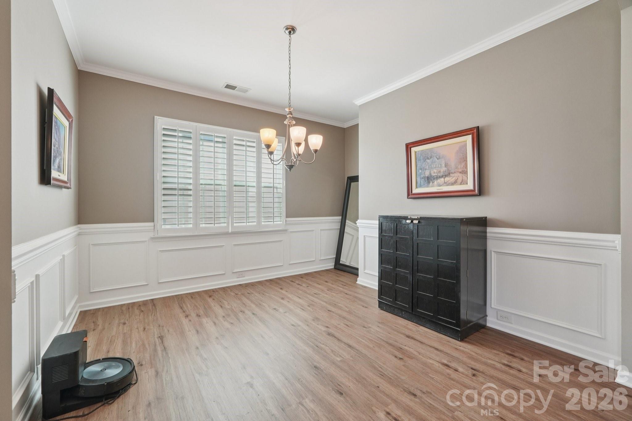 5016 Riverdale Drive — Charlotte