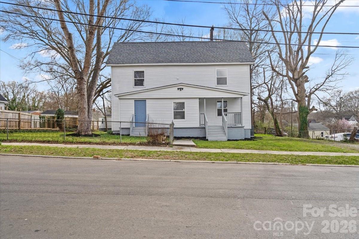 913 W 3rd Avenue — Gastonia