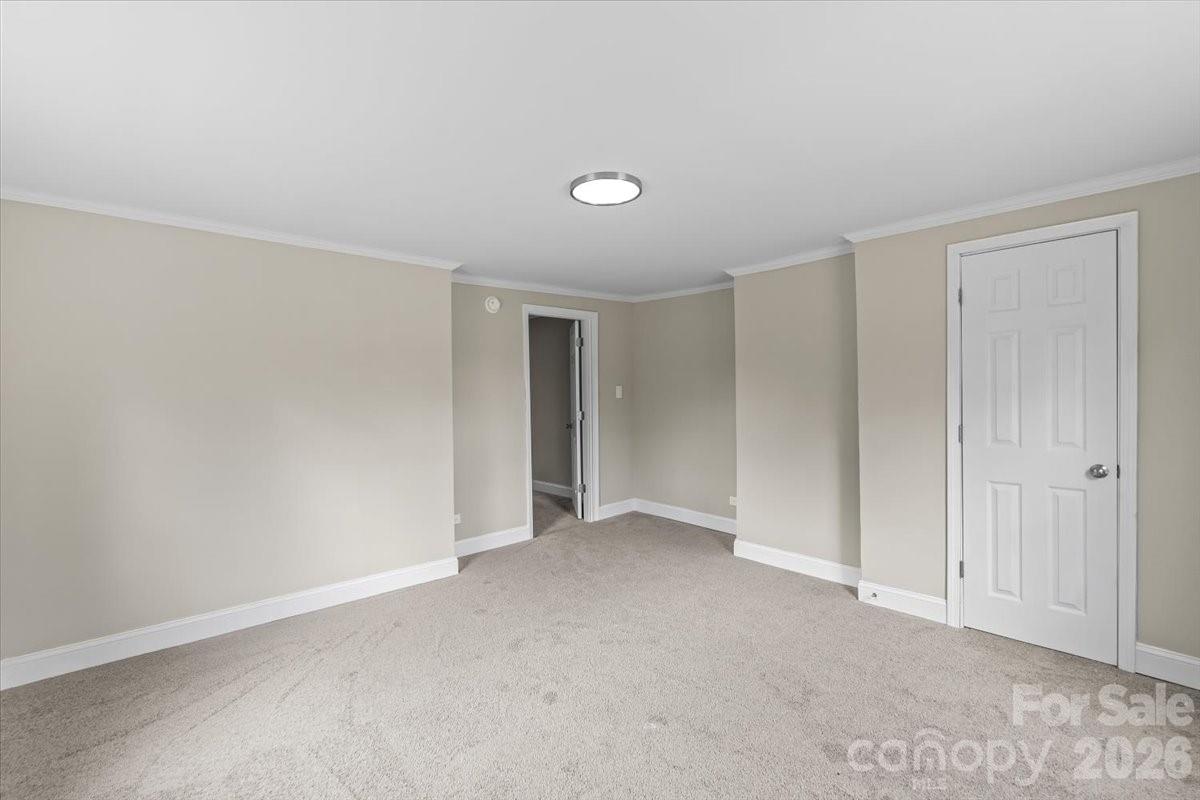 913 W 3rd Avenue — Gastonia
