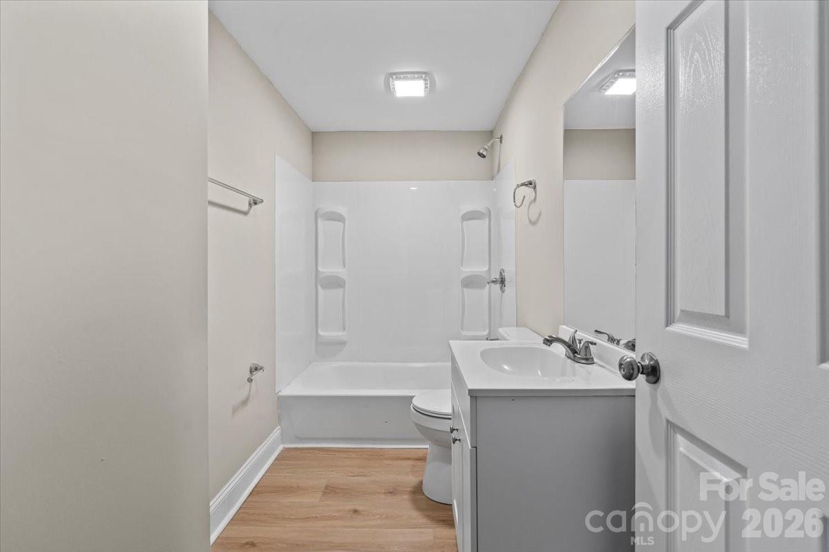 913 W 3rd Avenue — Gastonia
