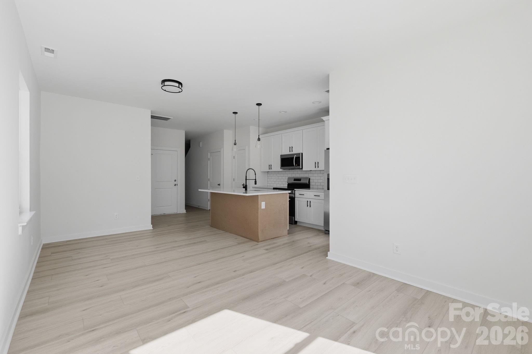 659 Stillgreen Lane — Charlotte