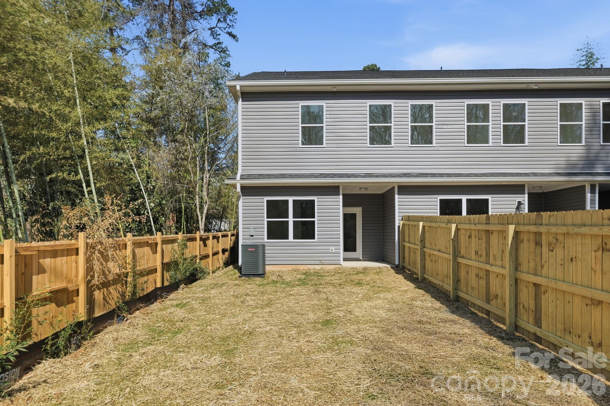 659 Stillgreen Lane — Charlotte