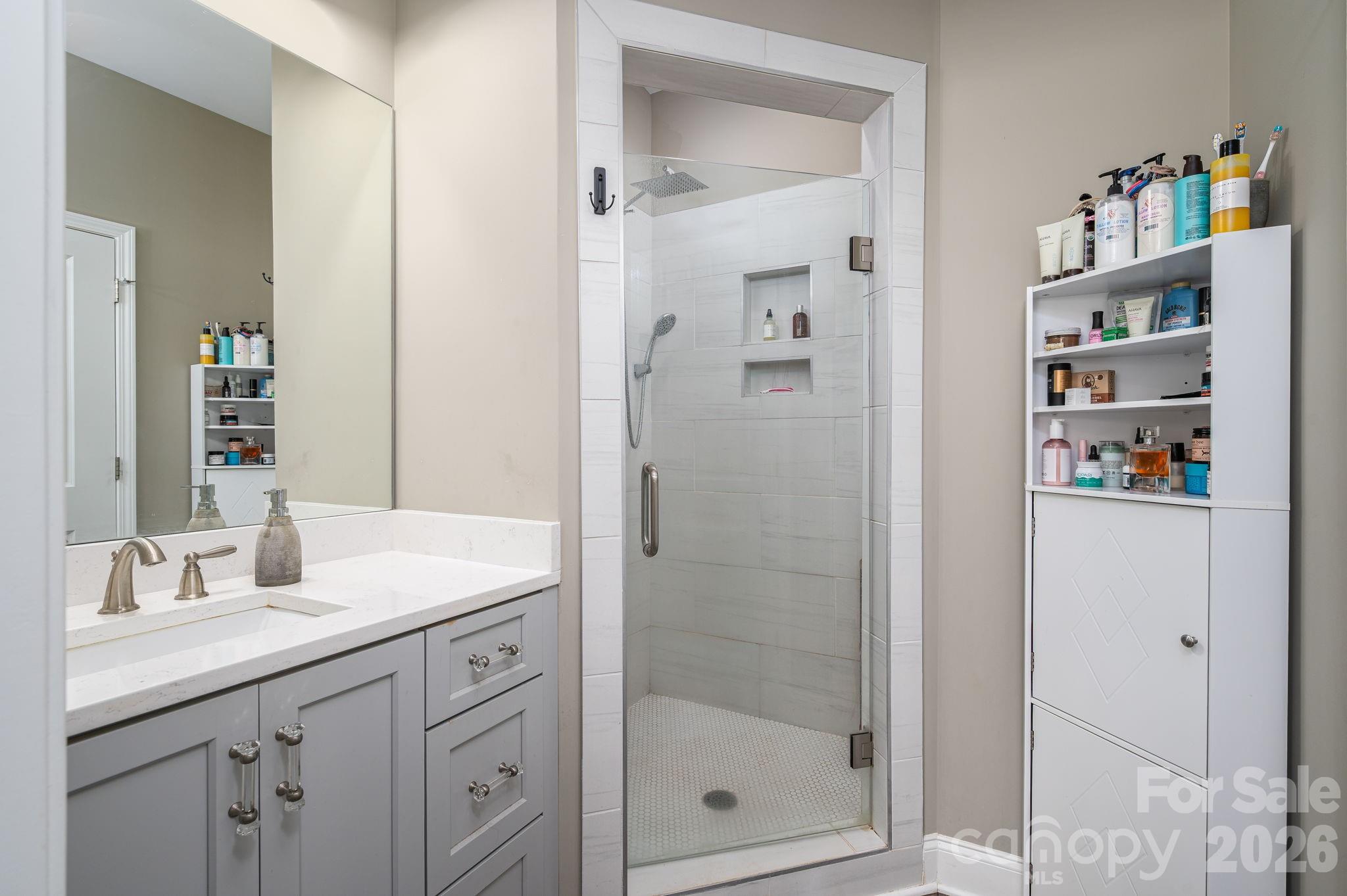1310 Western Hills Lane — Vale