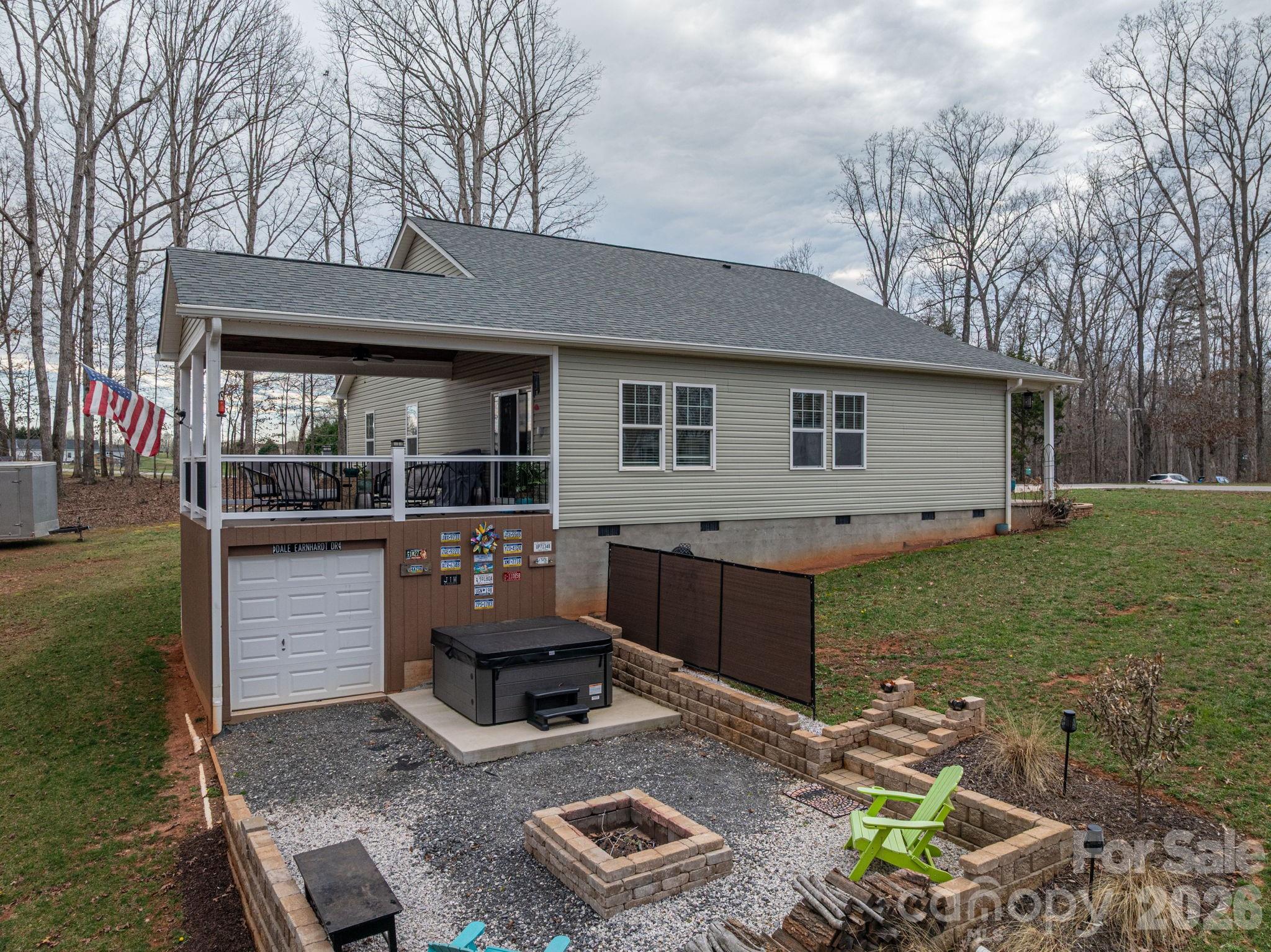 1310 Western Hills Lane — Vale