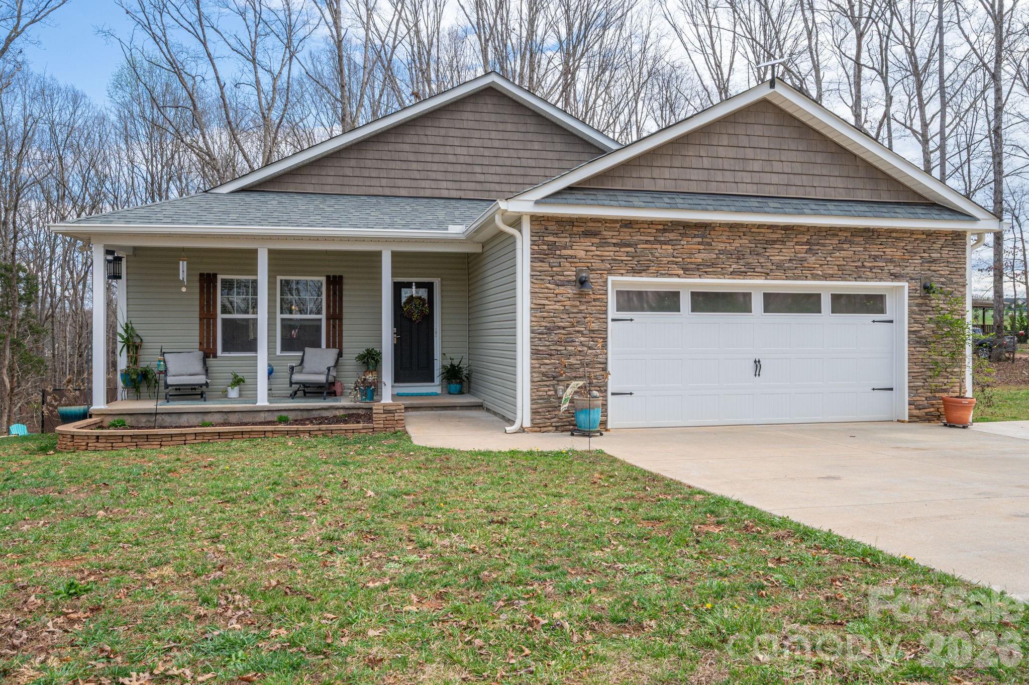 1310 Western Hills Lane — Vale