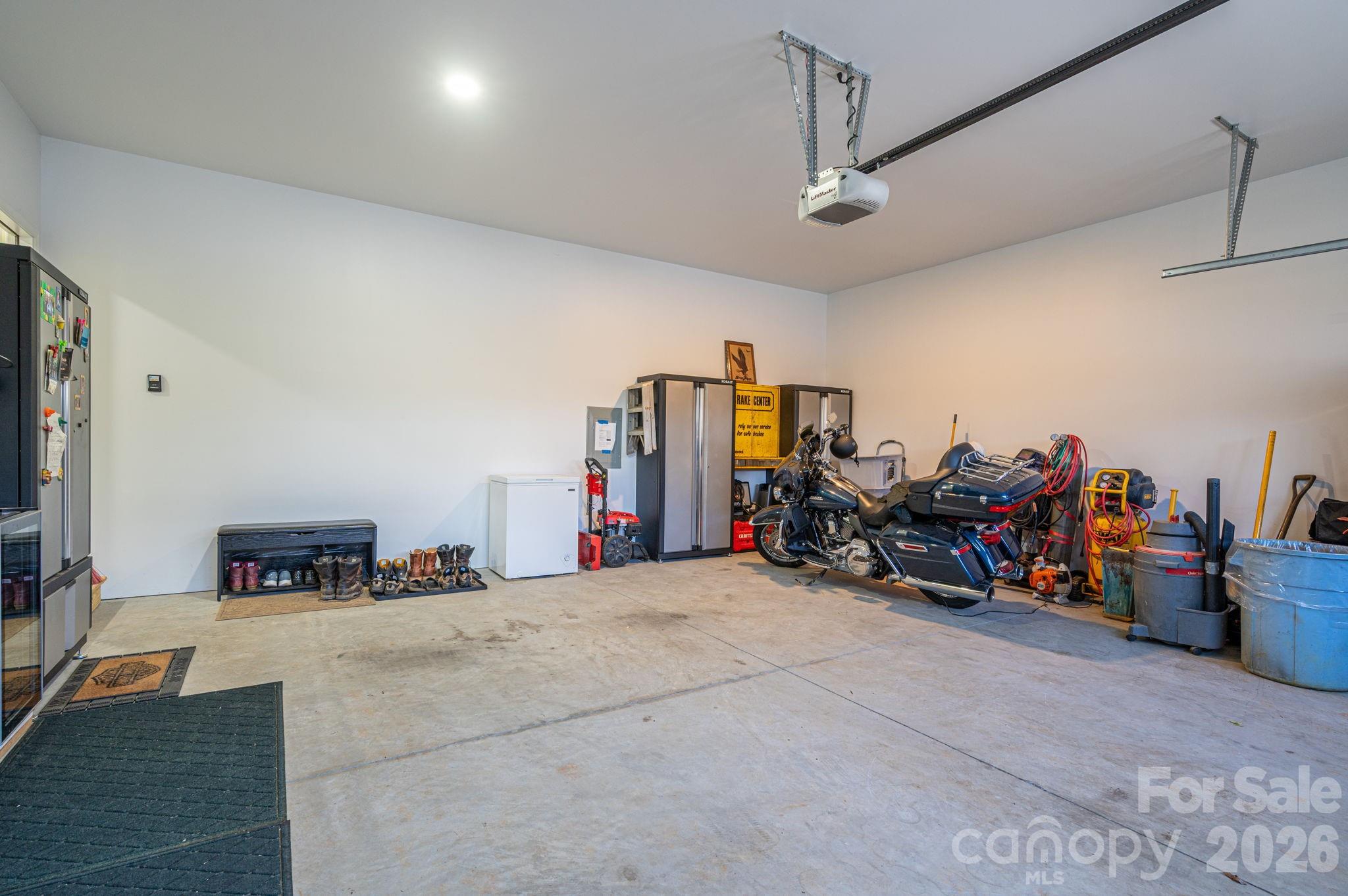 1310 Western Hills Lane — Vale