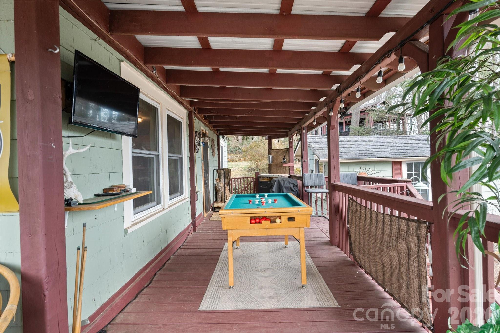 61 Hibriten Drive — Asheville