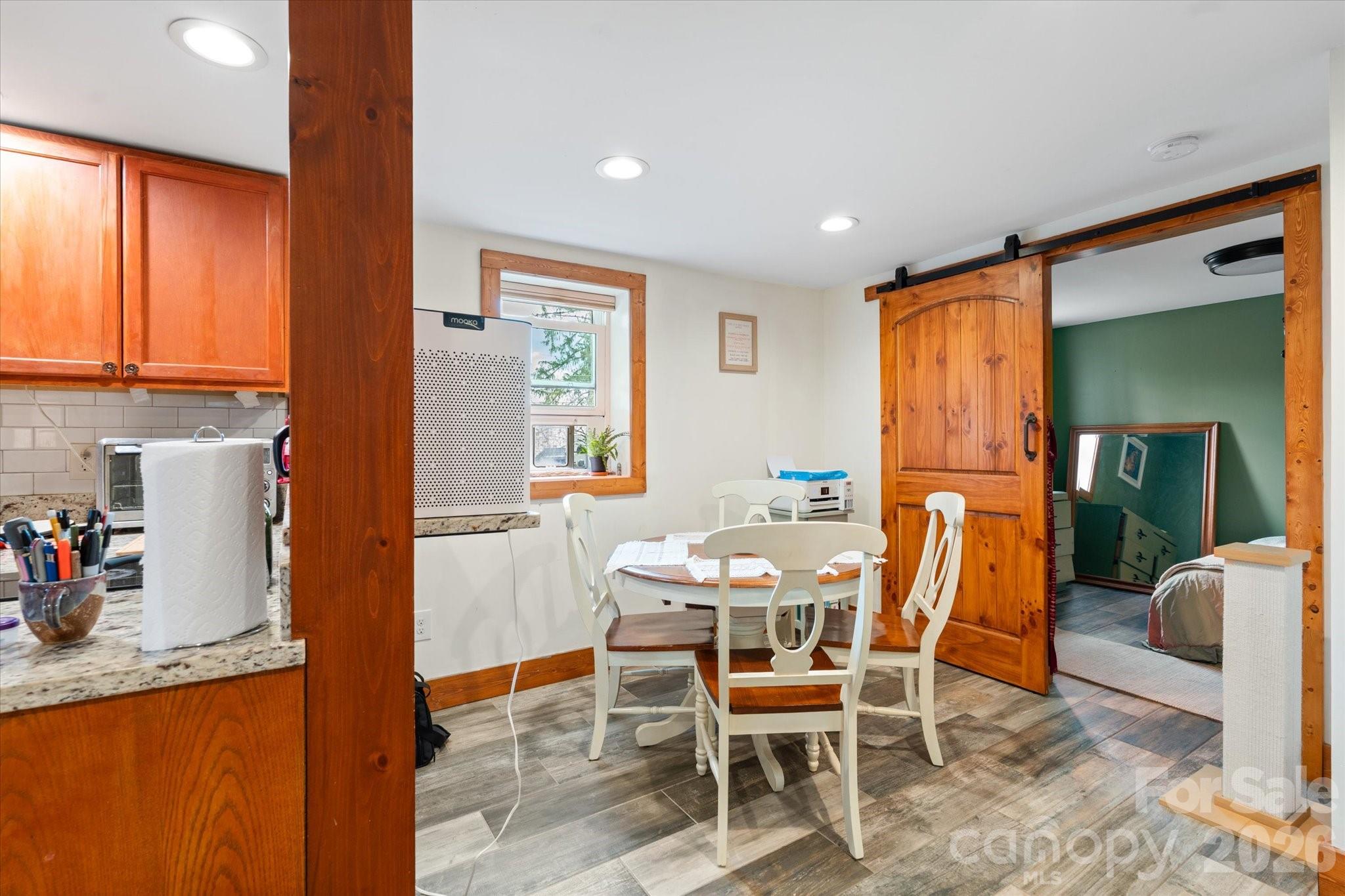 61 Hibriten Drive — Asheville