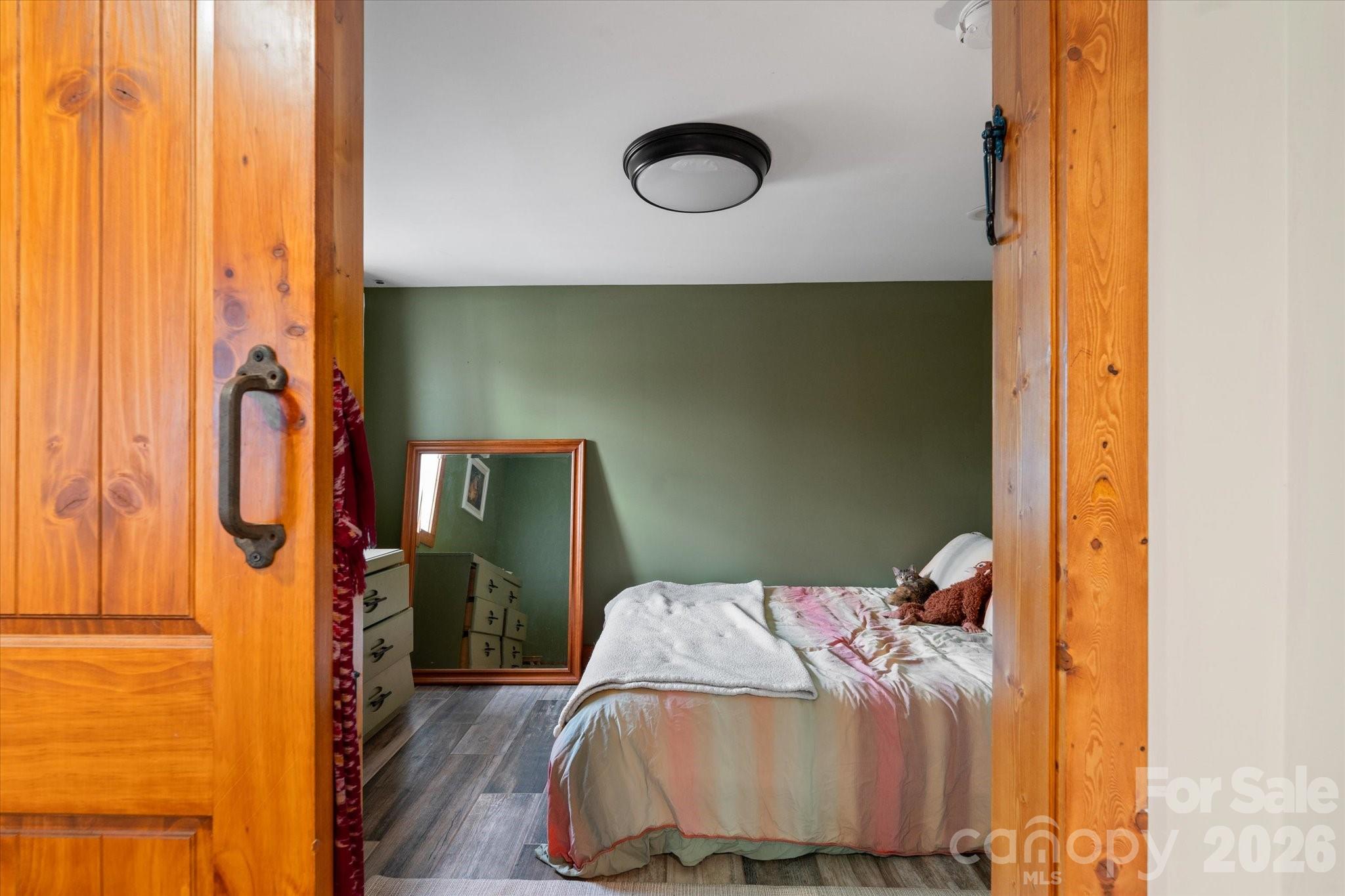 61 Hibriten Drive — Asheville