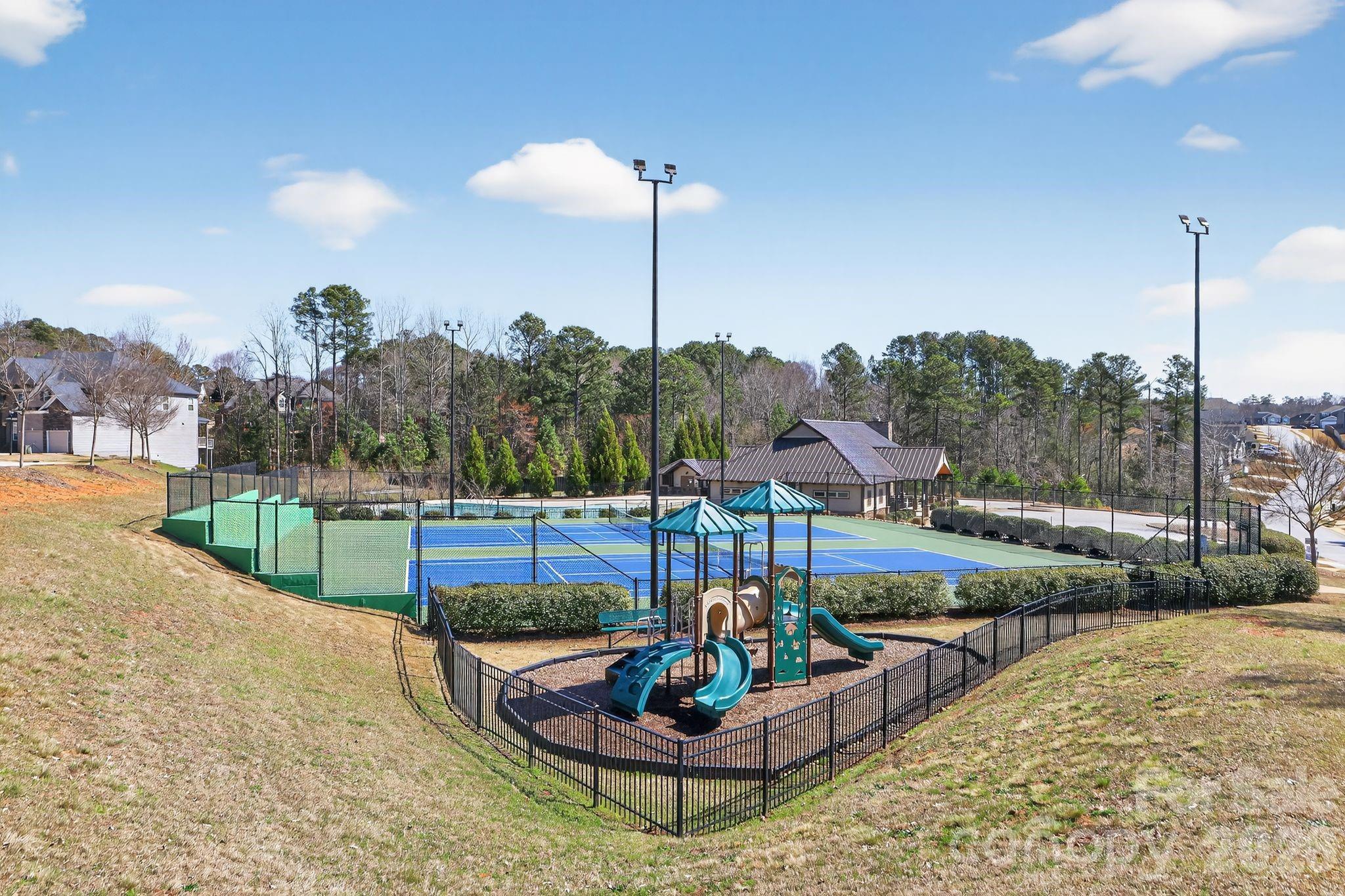 1 Foxmoor Court — Simpsonville