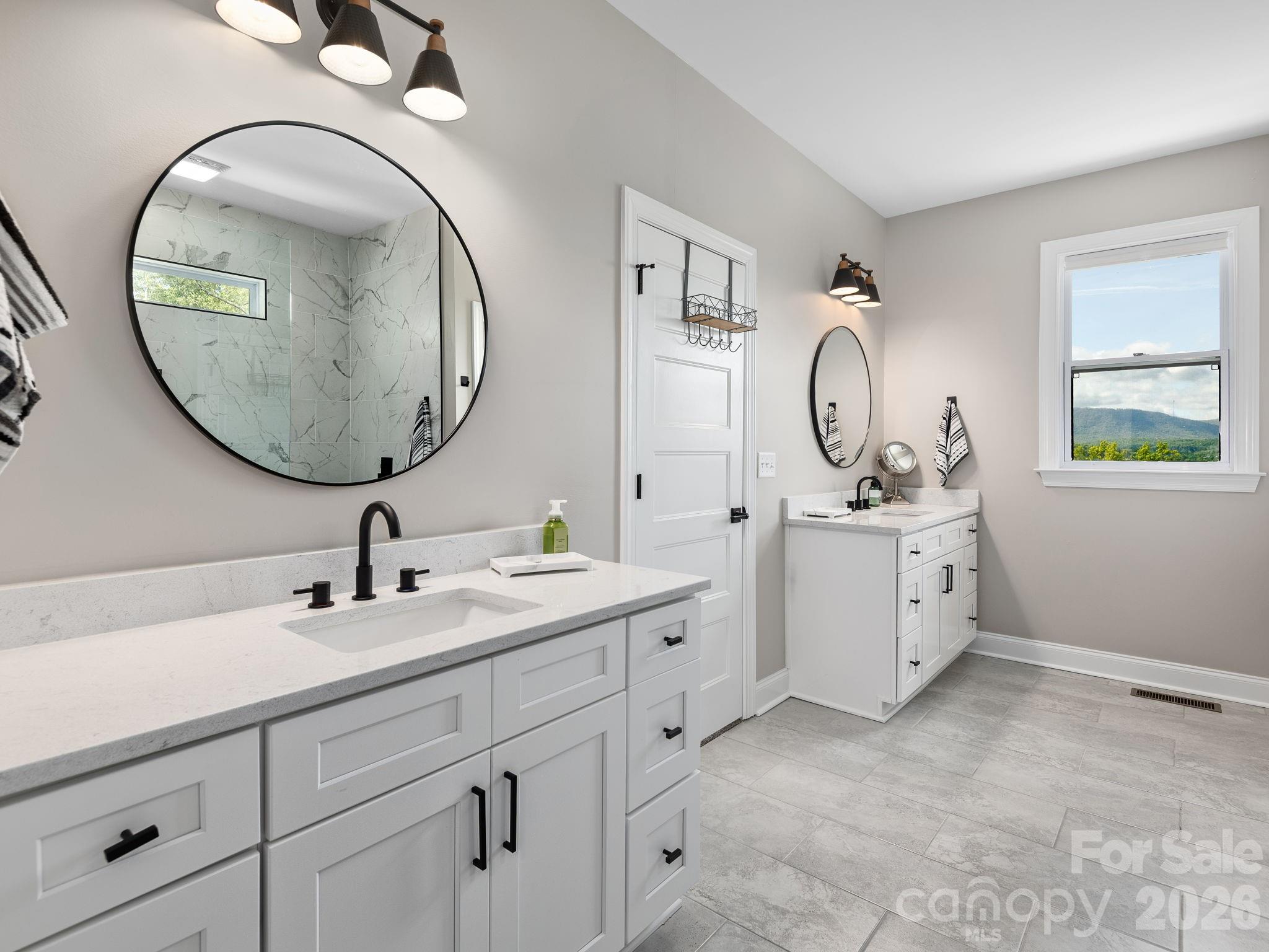 636 Crystal Heights Drive — Hendersonville