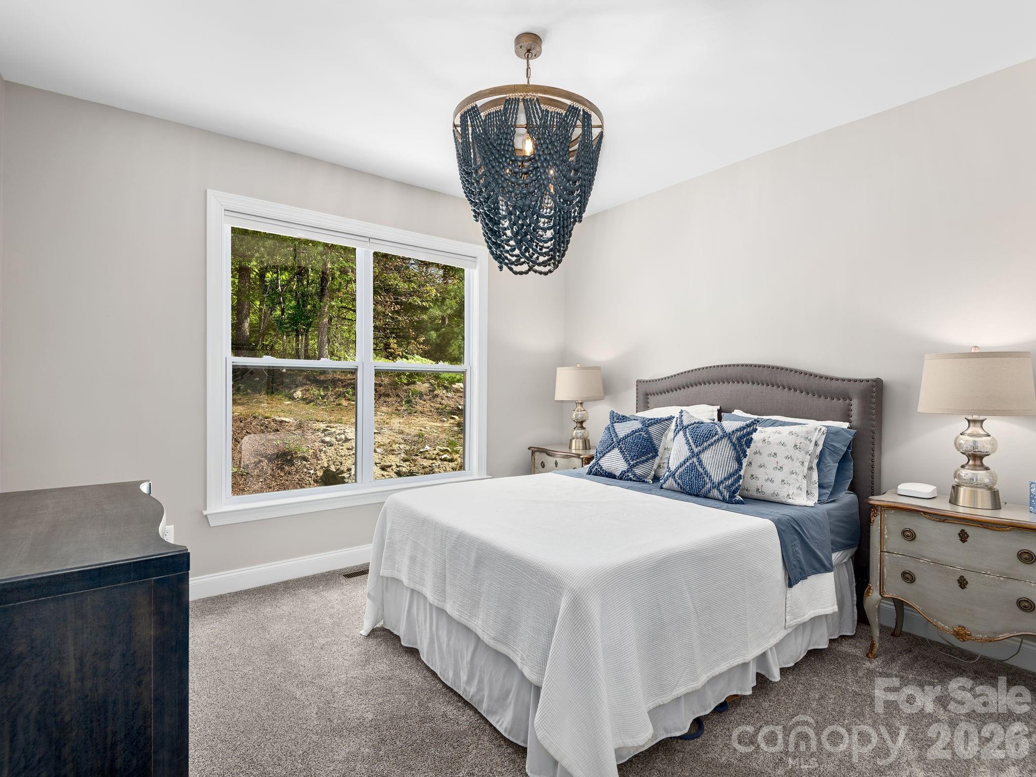 636 Crystal Heights Drive — Hendersonville