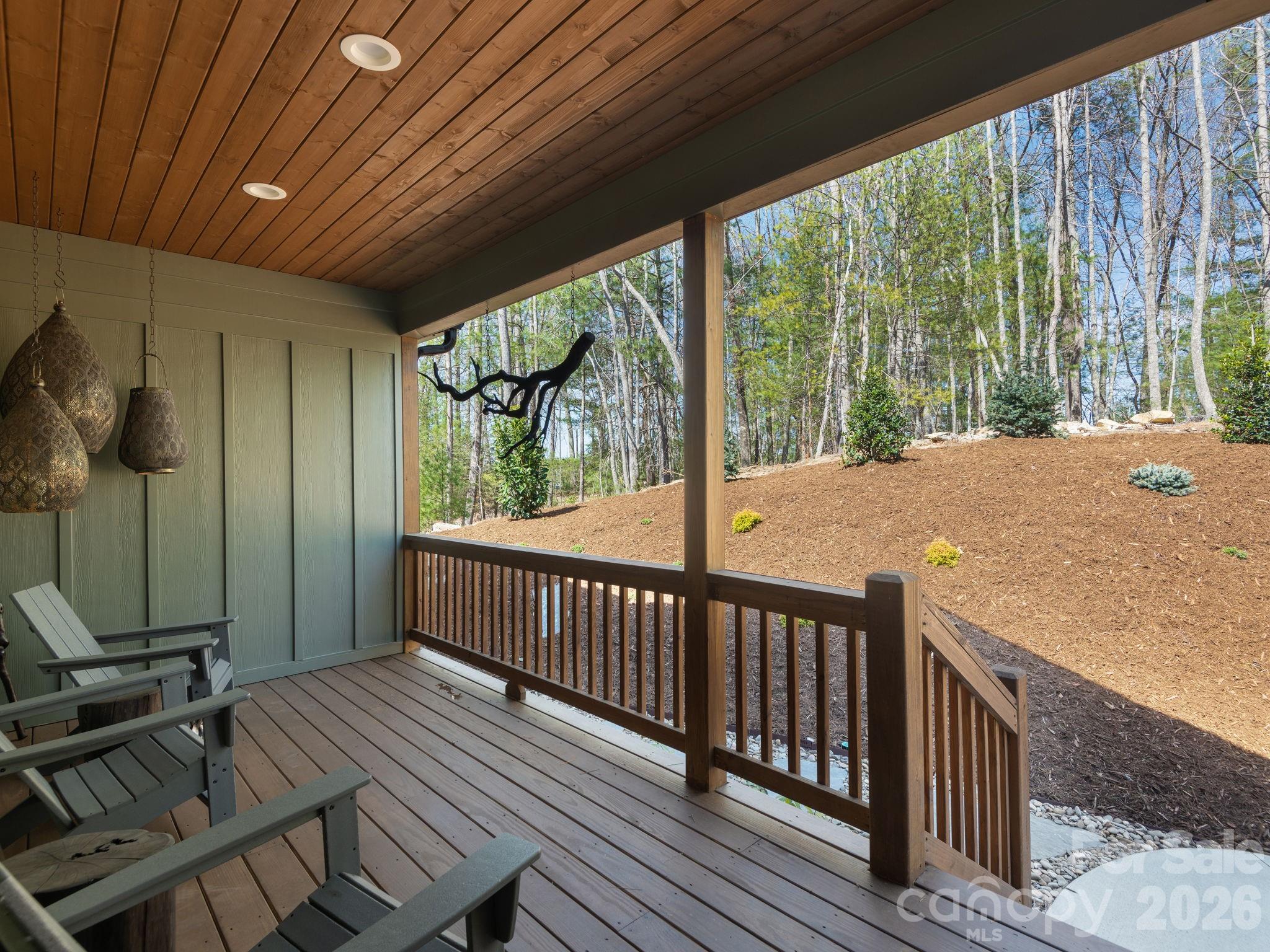 636 Crystal Heights Drive — Hendersonville