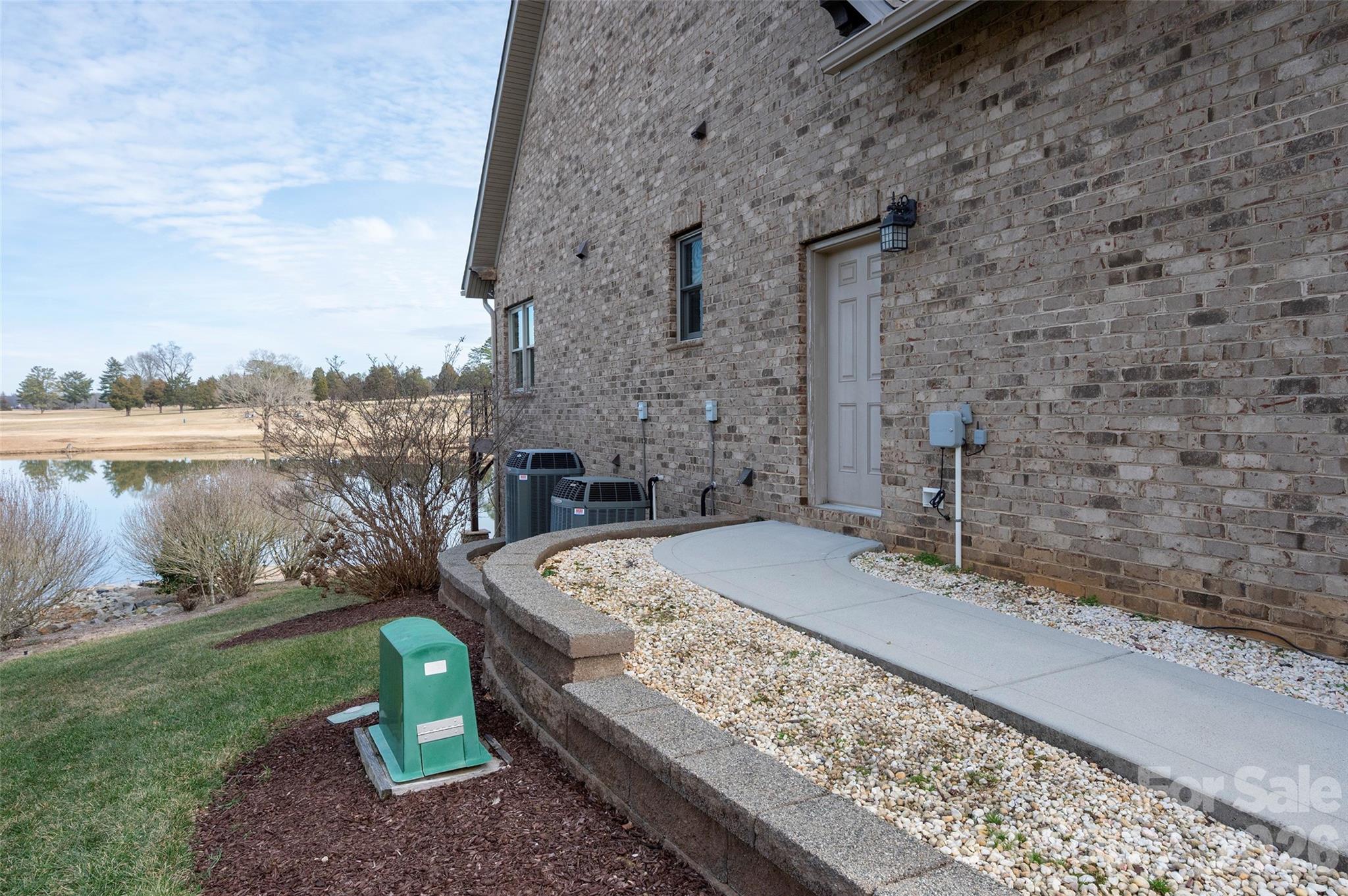 177 Reserve Drive — Mocksville