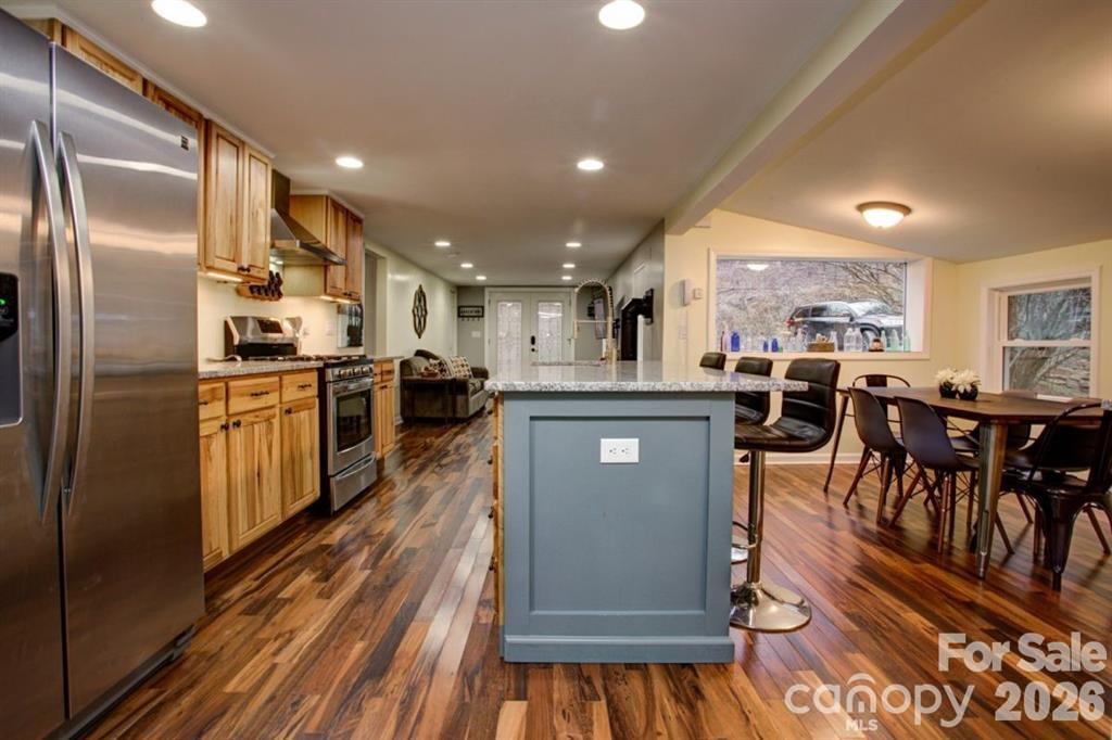 347 Blackberry Inn Road — Weaverville