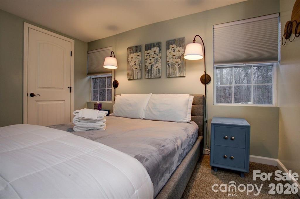 347 Blackberry Inn Road — Weaverville