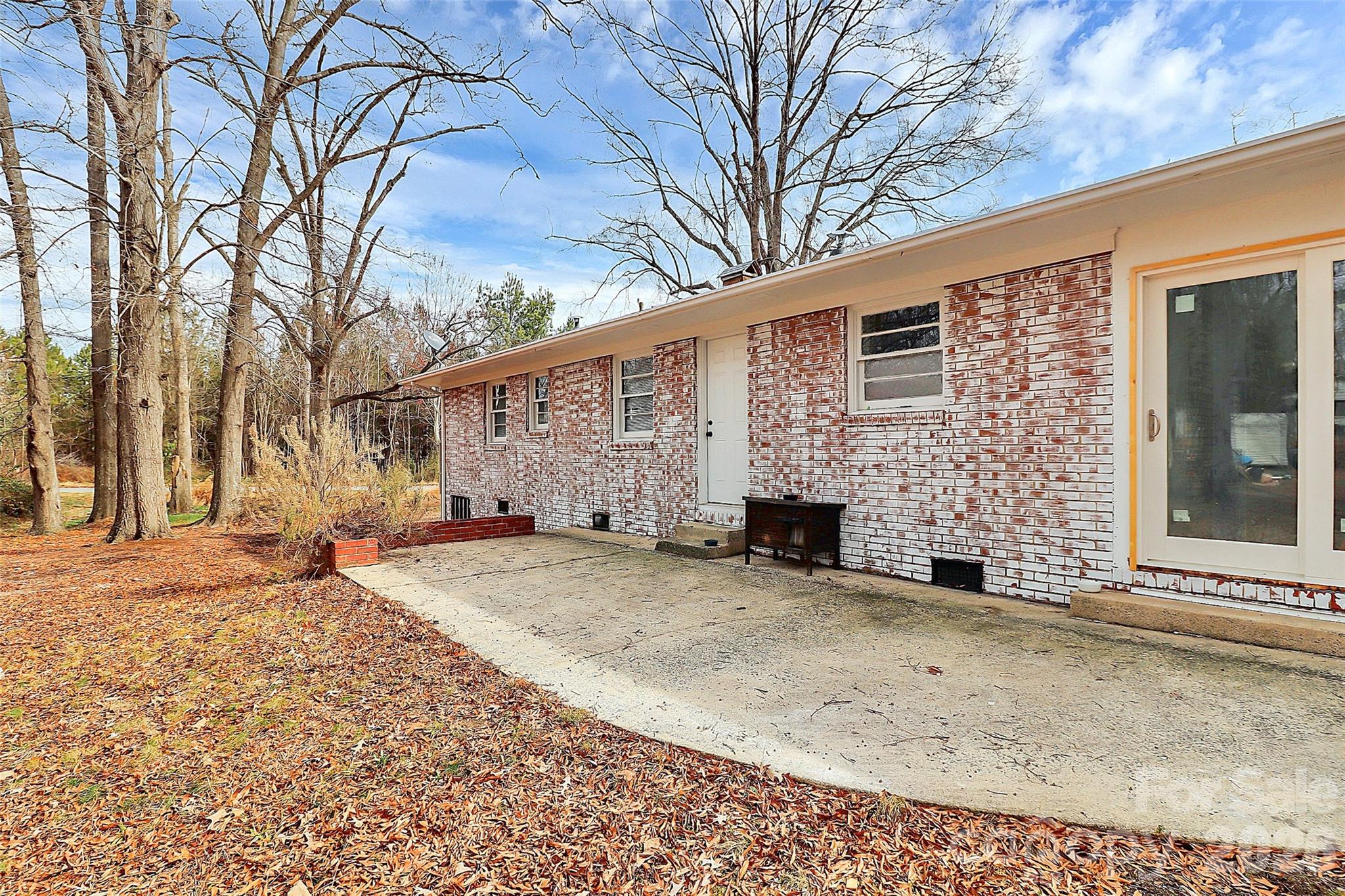 2015 Overhill Drive — Monroe