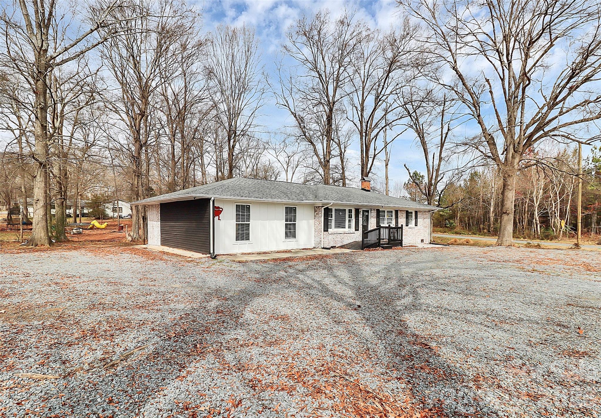 2015 Overhill Drive — Monroe