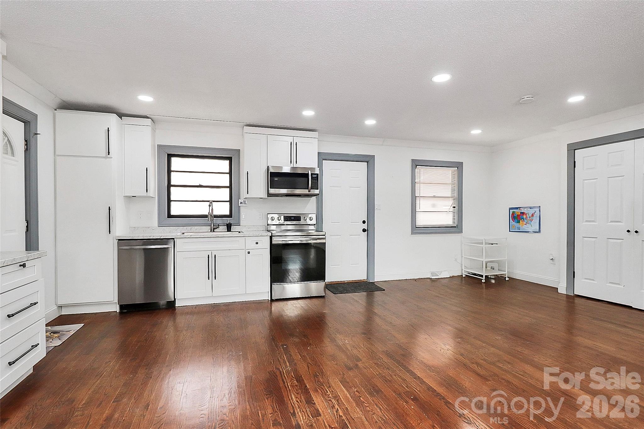 2015 Overhill Drive — Monroe