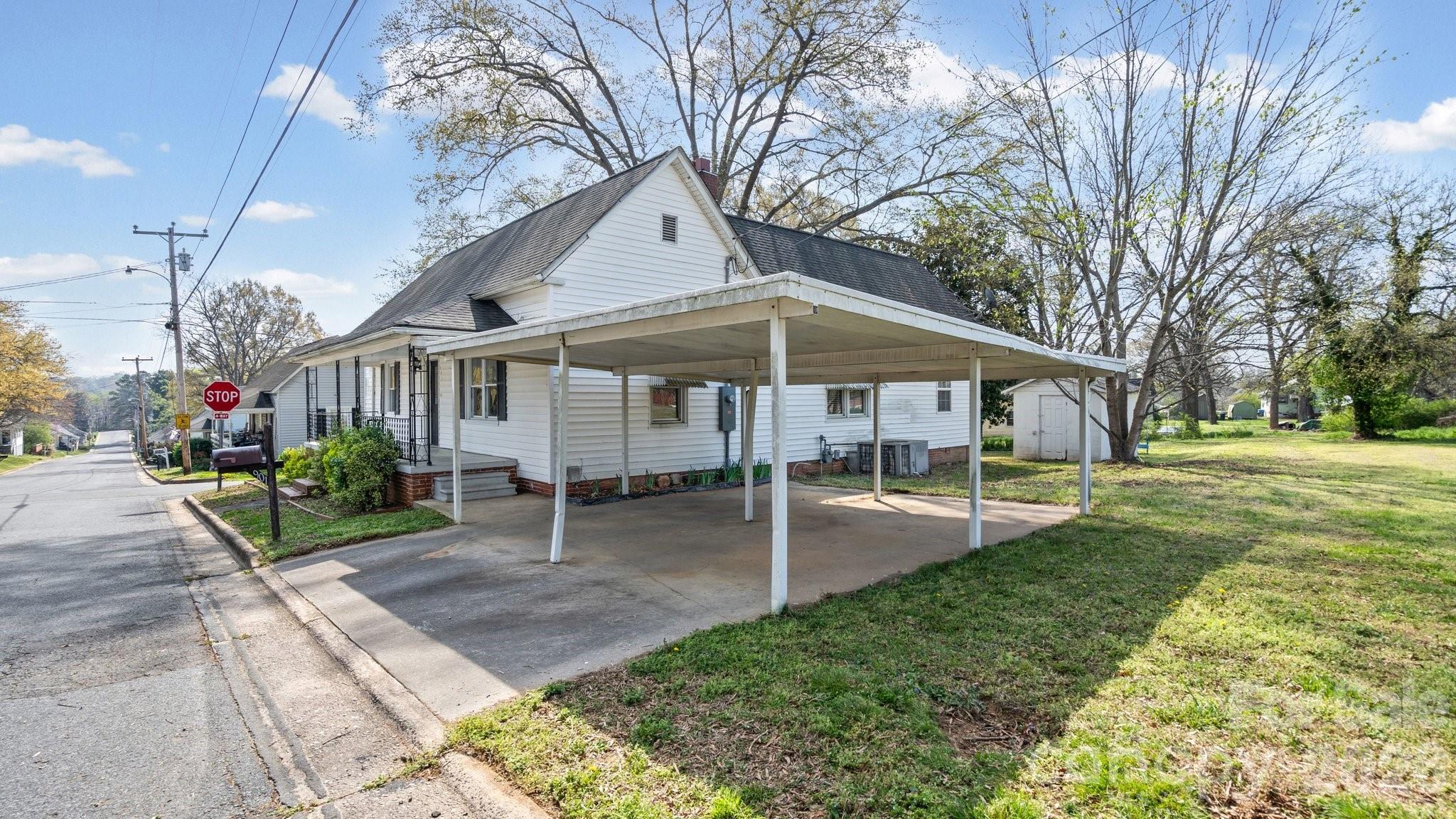 901 Mill Street — Albemarle
