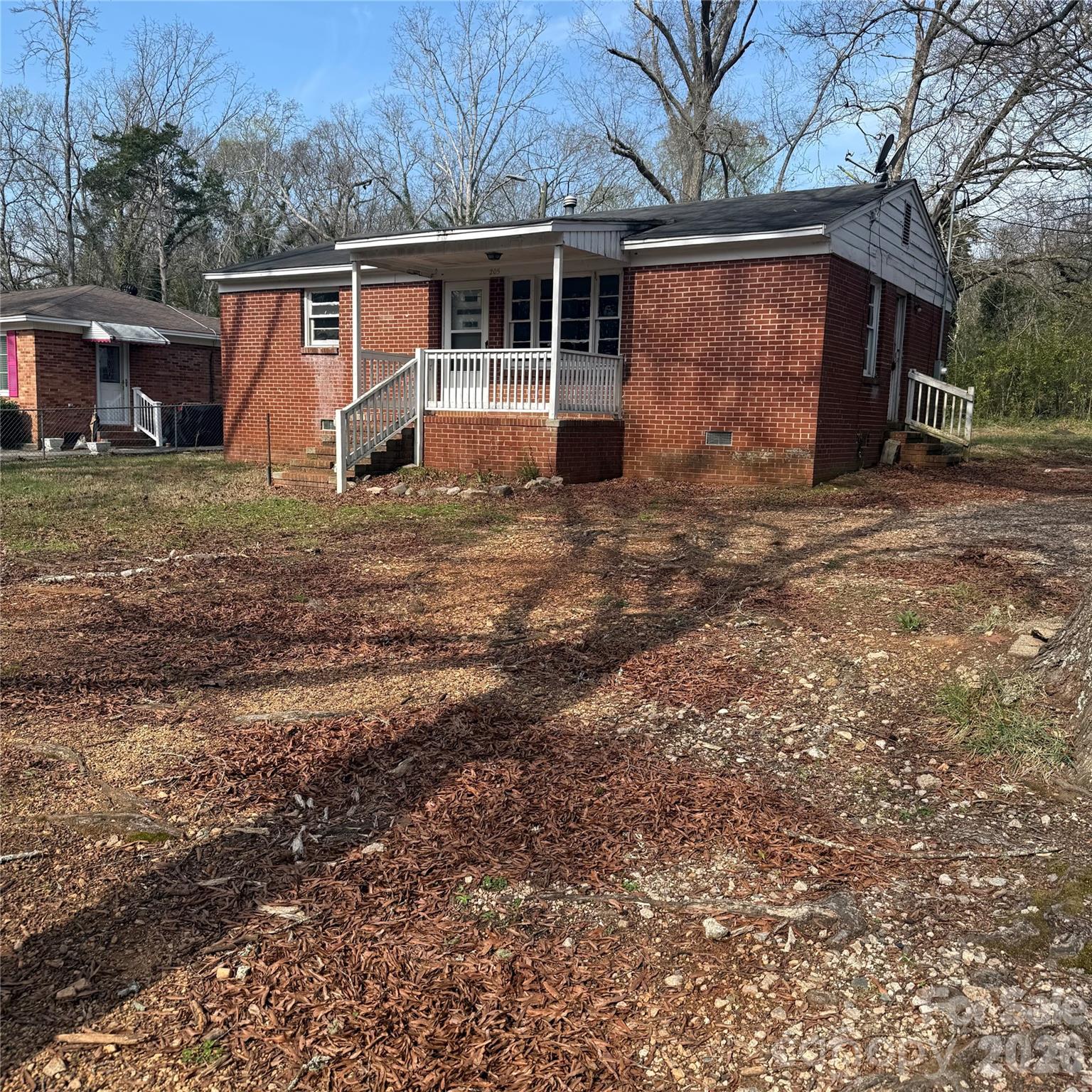 205 Jewel Street — Chester
