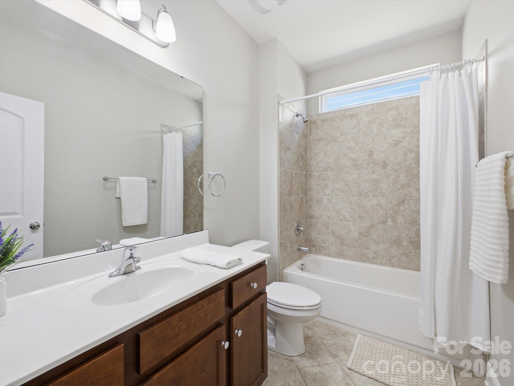 1037 Pennington Drive — Lancaster